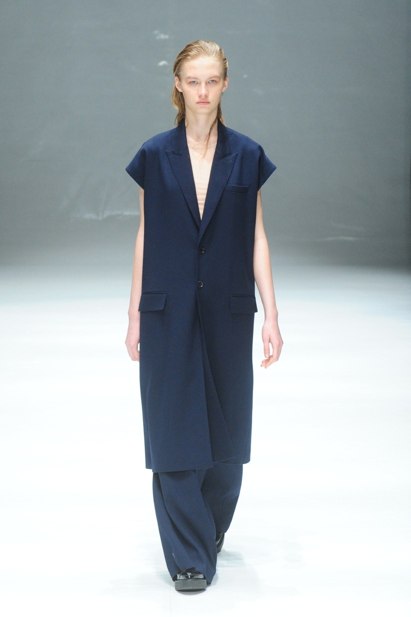 DressedUndressed Tokyo F/W 15 Look 12