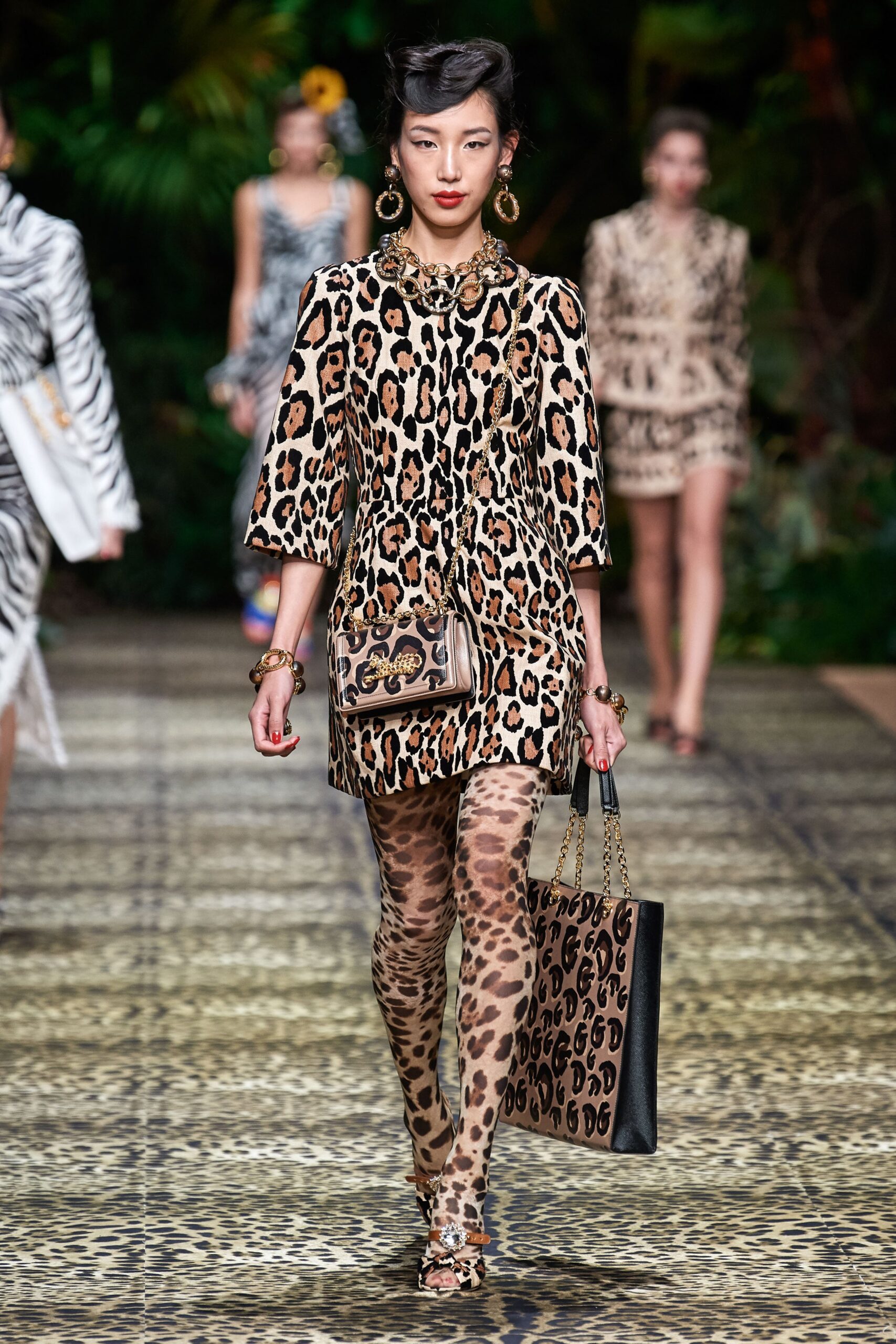 Dolce & Gabbana S/S 20 Look 16