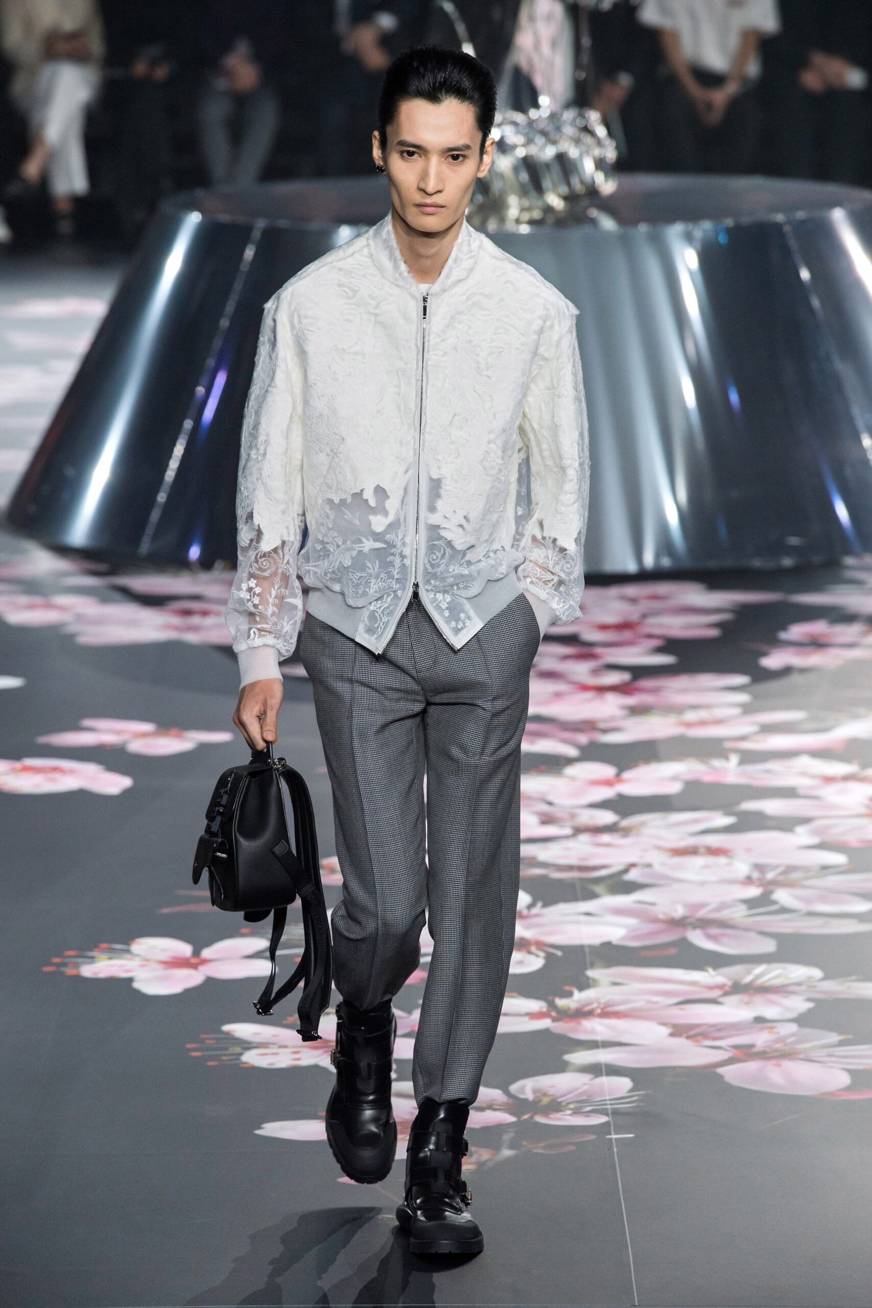Dior Men F/W 19 Look 6
