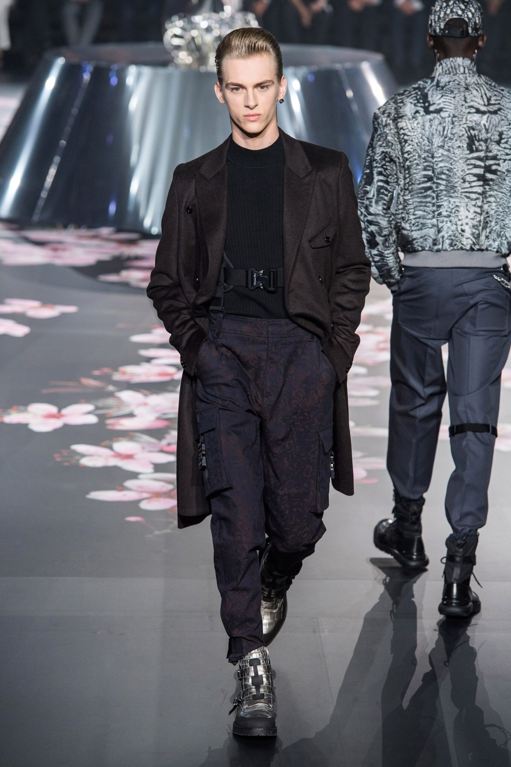 Dior Men F/W 19 Look 24