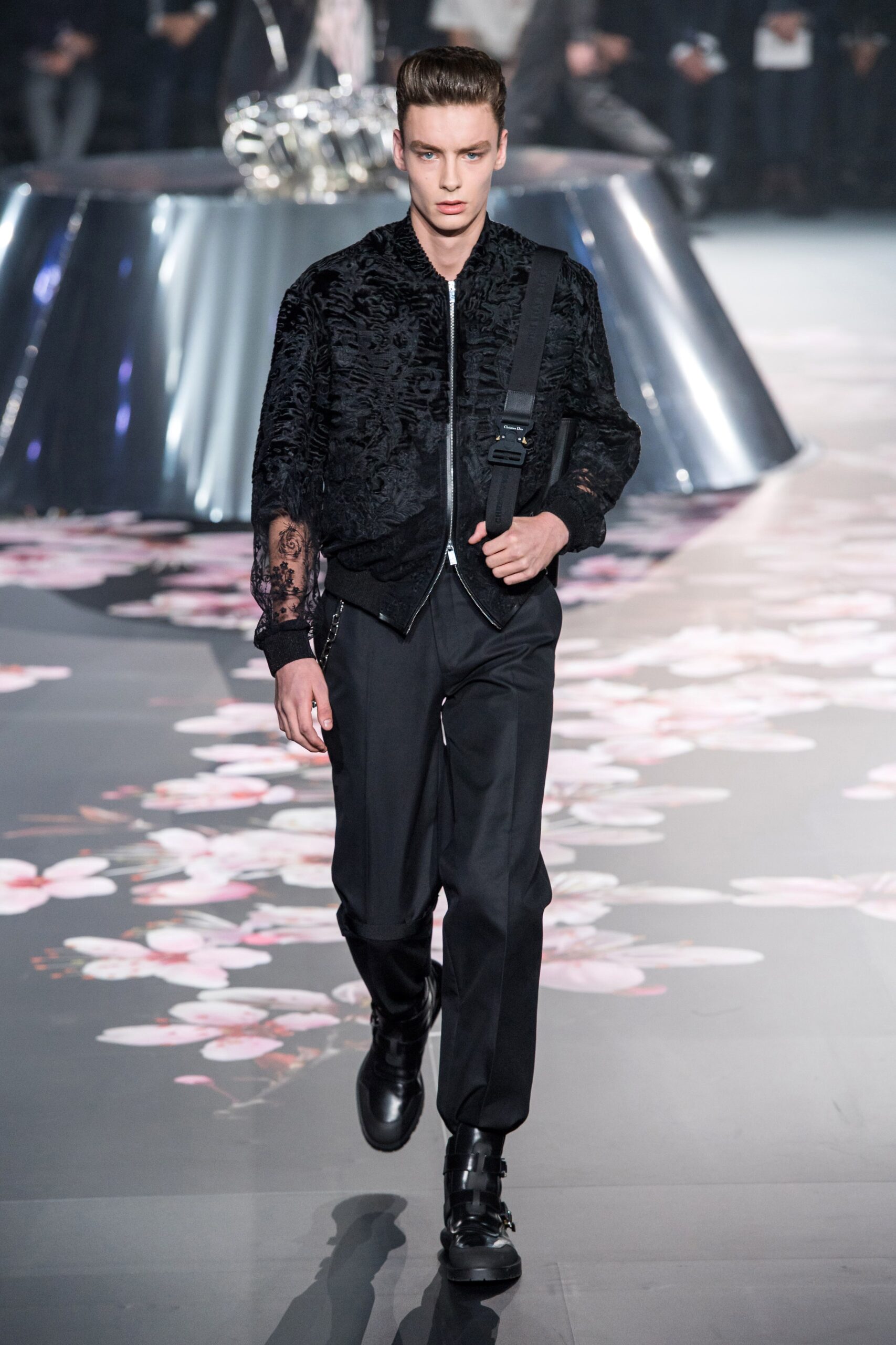 Dior Men F/W 19 Look 41