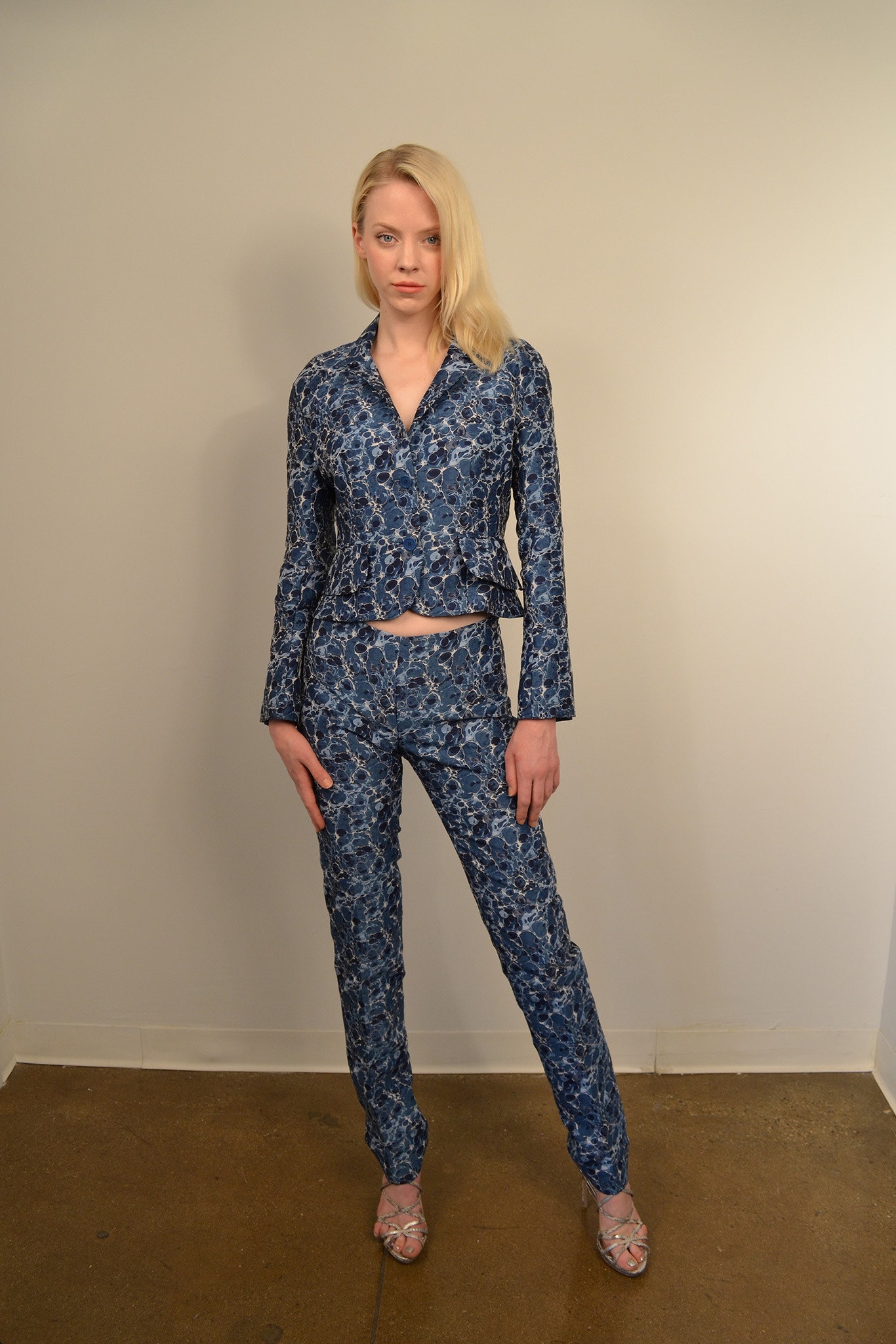 Douglas Hannant Resort 15 Look 2