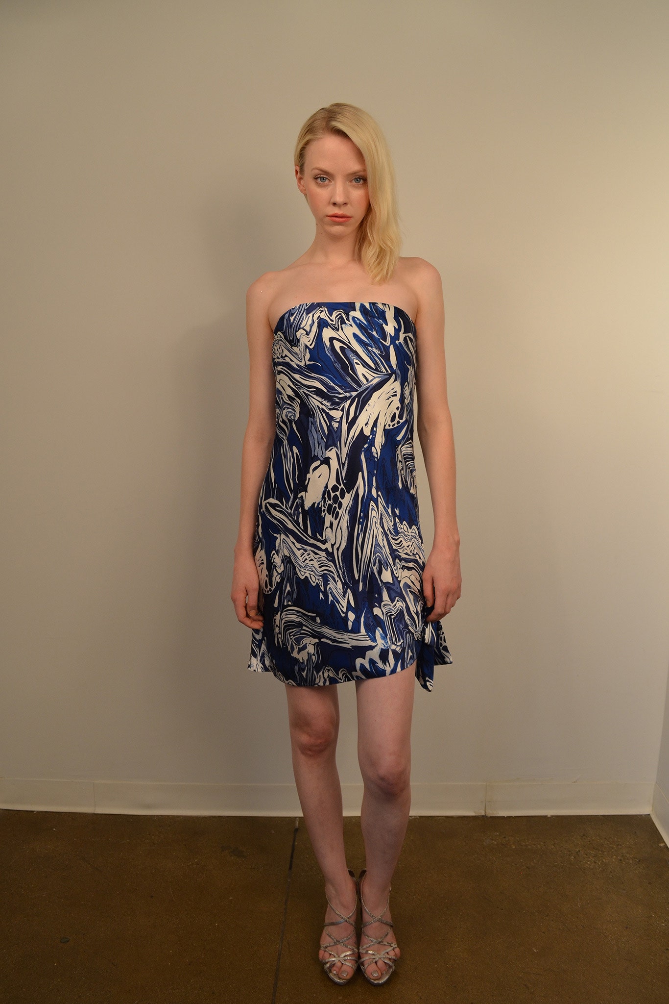 Douglas Hannant Resort 15 Look 4