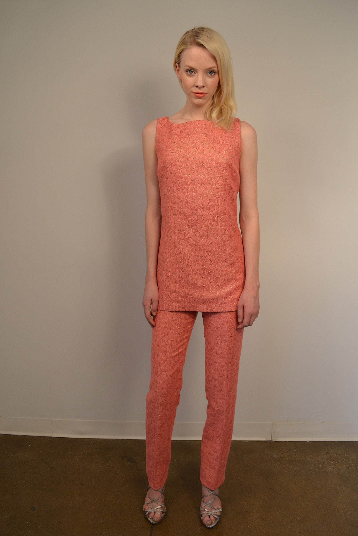 Douglas Hannant Resort 15 Look 12