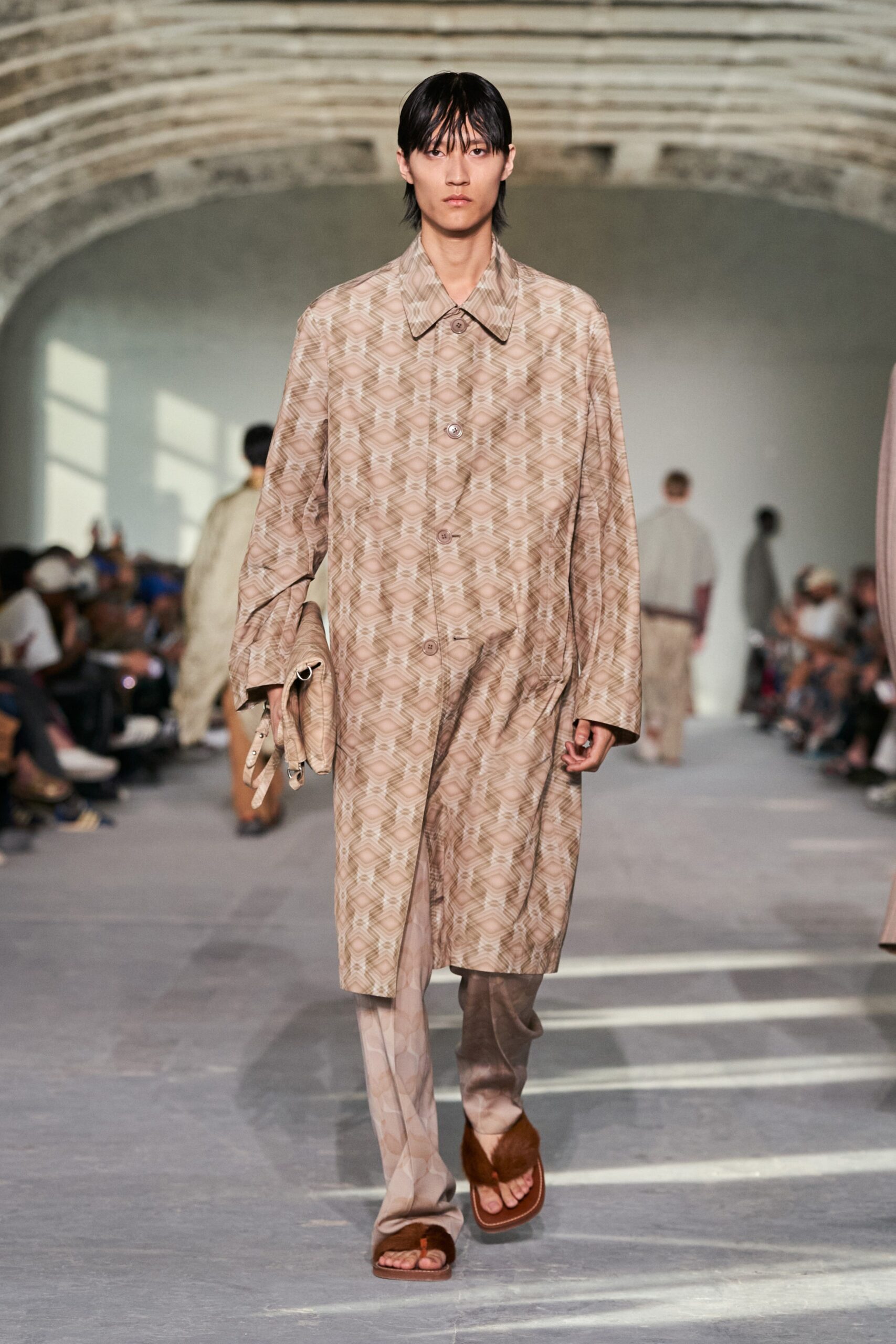 Dries Van Noten S/S 24 Menswear Look 27