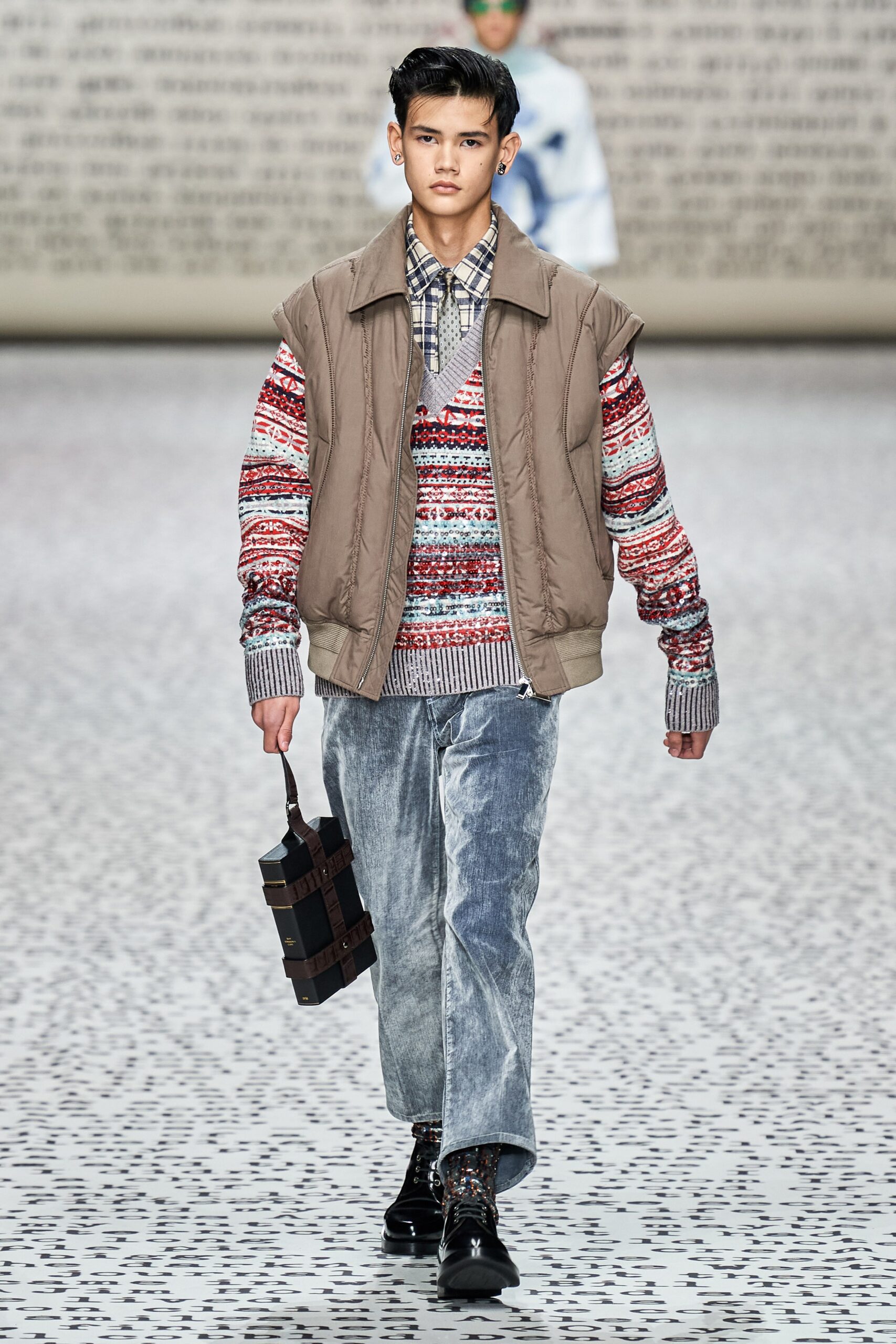 Dior Men F/W 22 Look 19