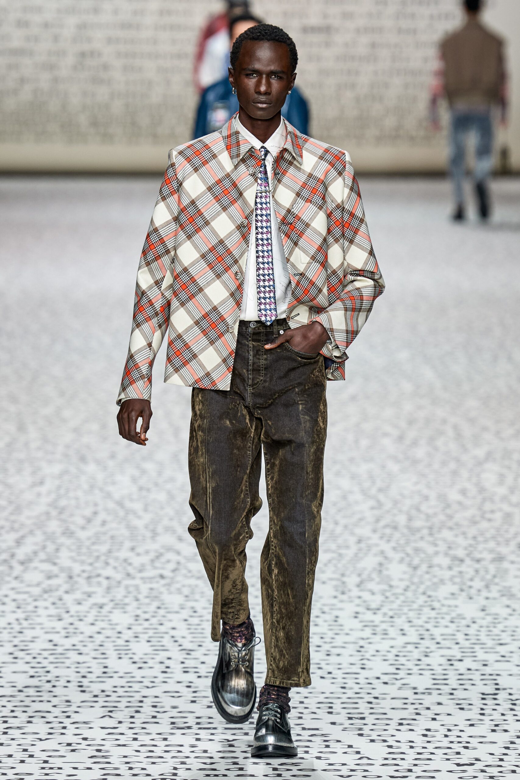 Dior Men F/W 22 Look 21