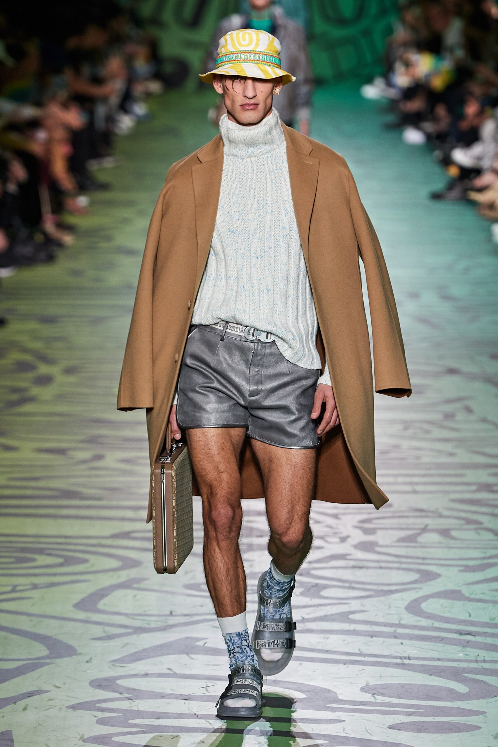 Dior Men F/W 20 Look 19