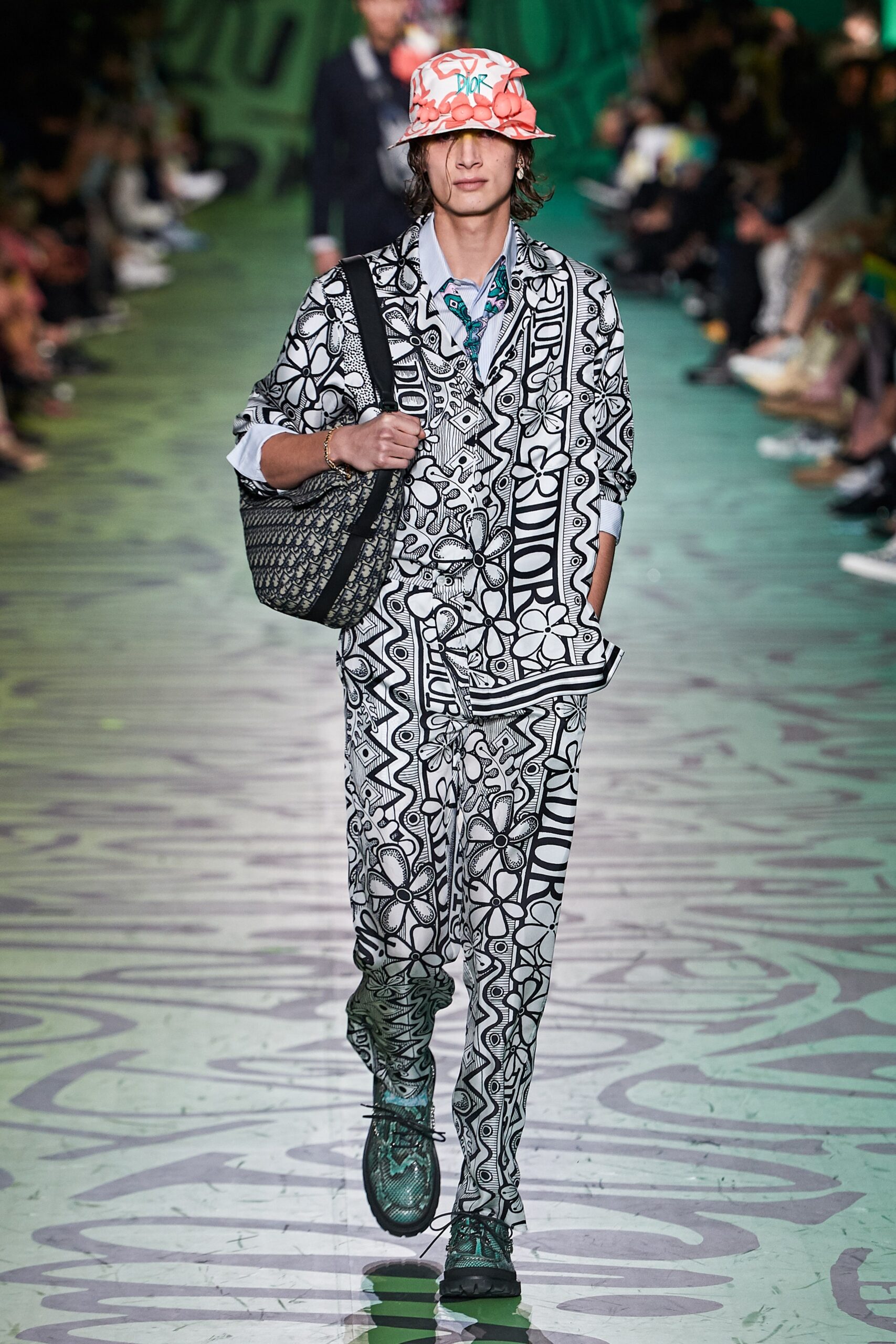 Dior Men F/W 20 Look 32
