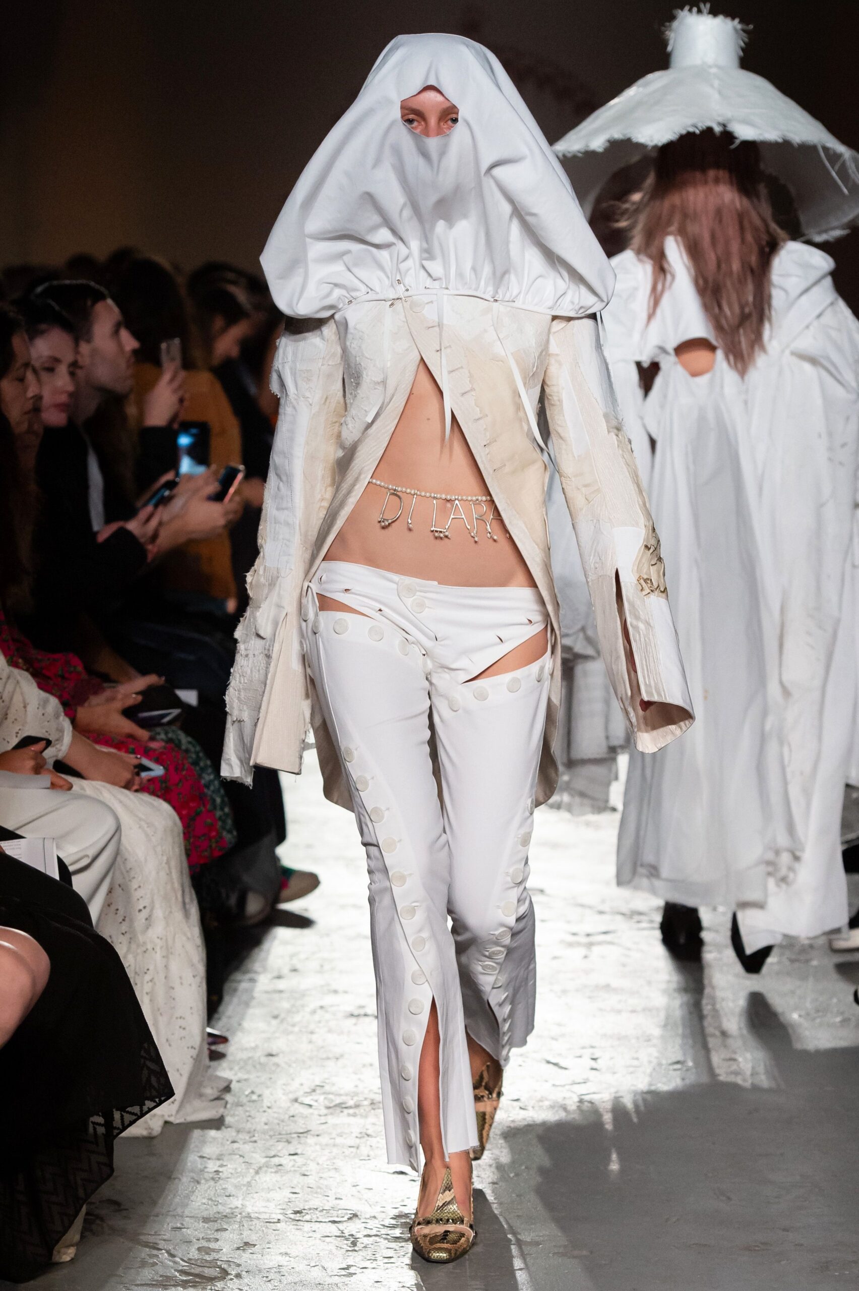 Dilara Findikoglu S/S 20 Look 6