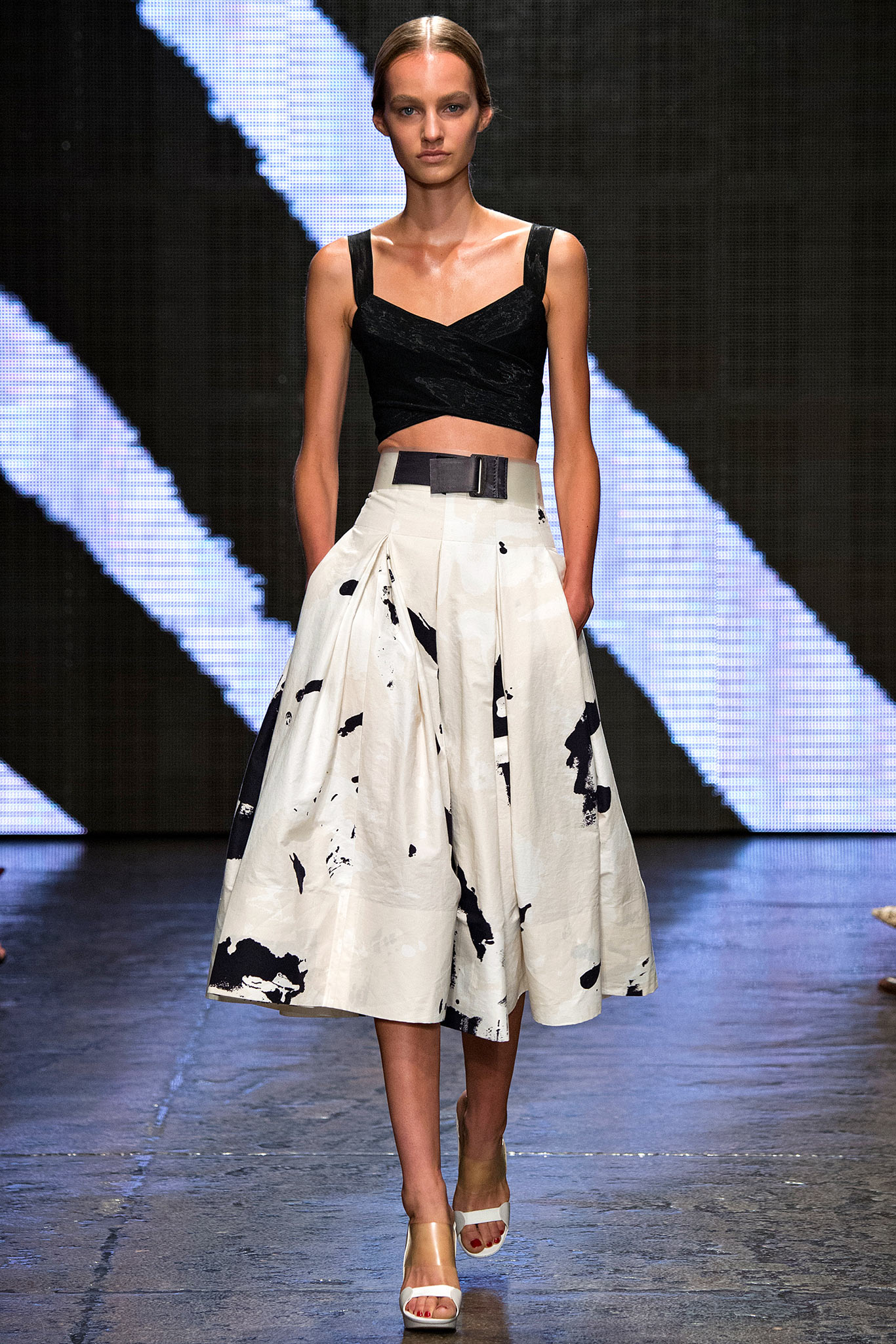 Donna Karan S/S 15 Look 1