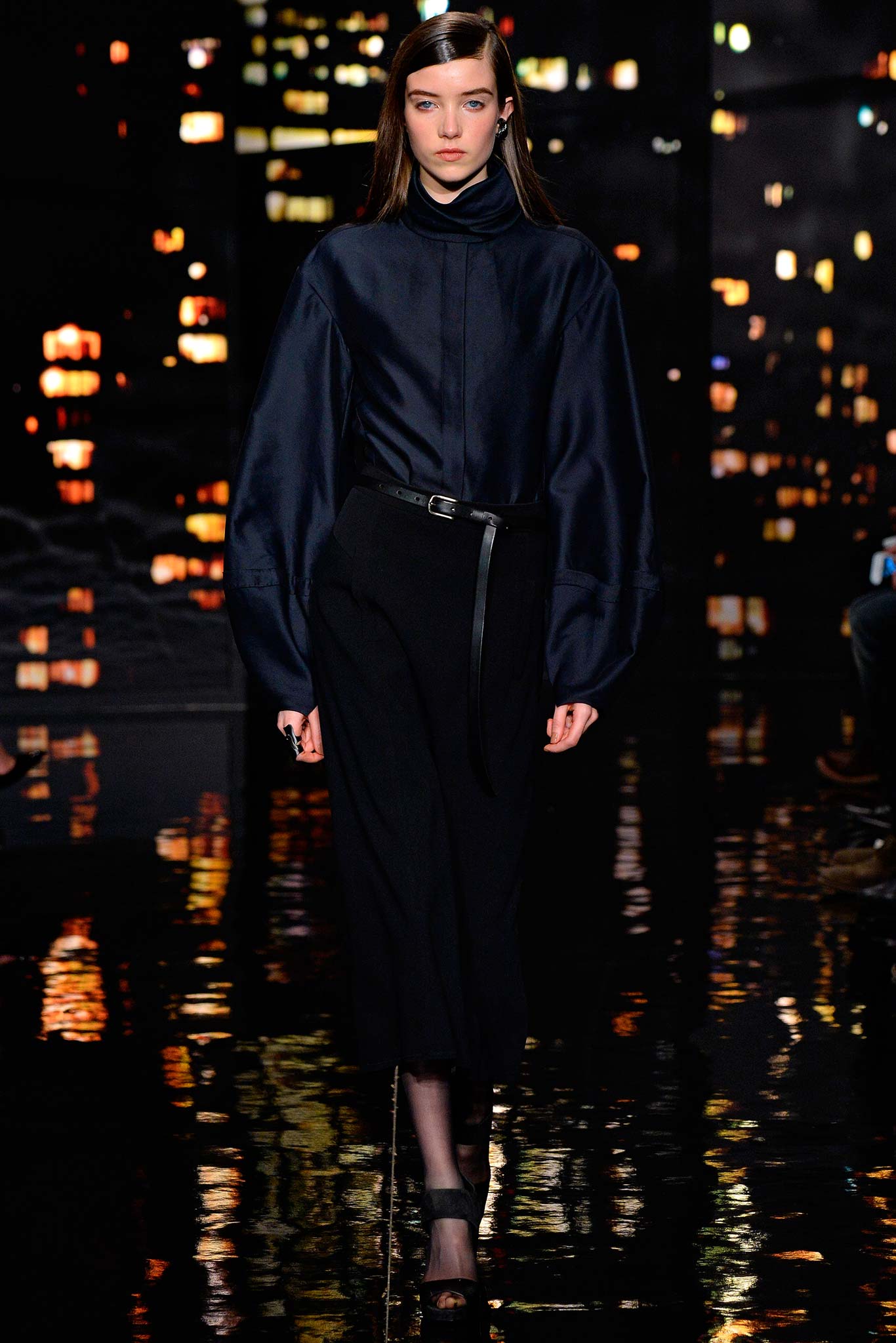 Donna Karan F/W 15 Look 11