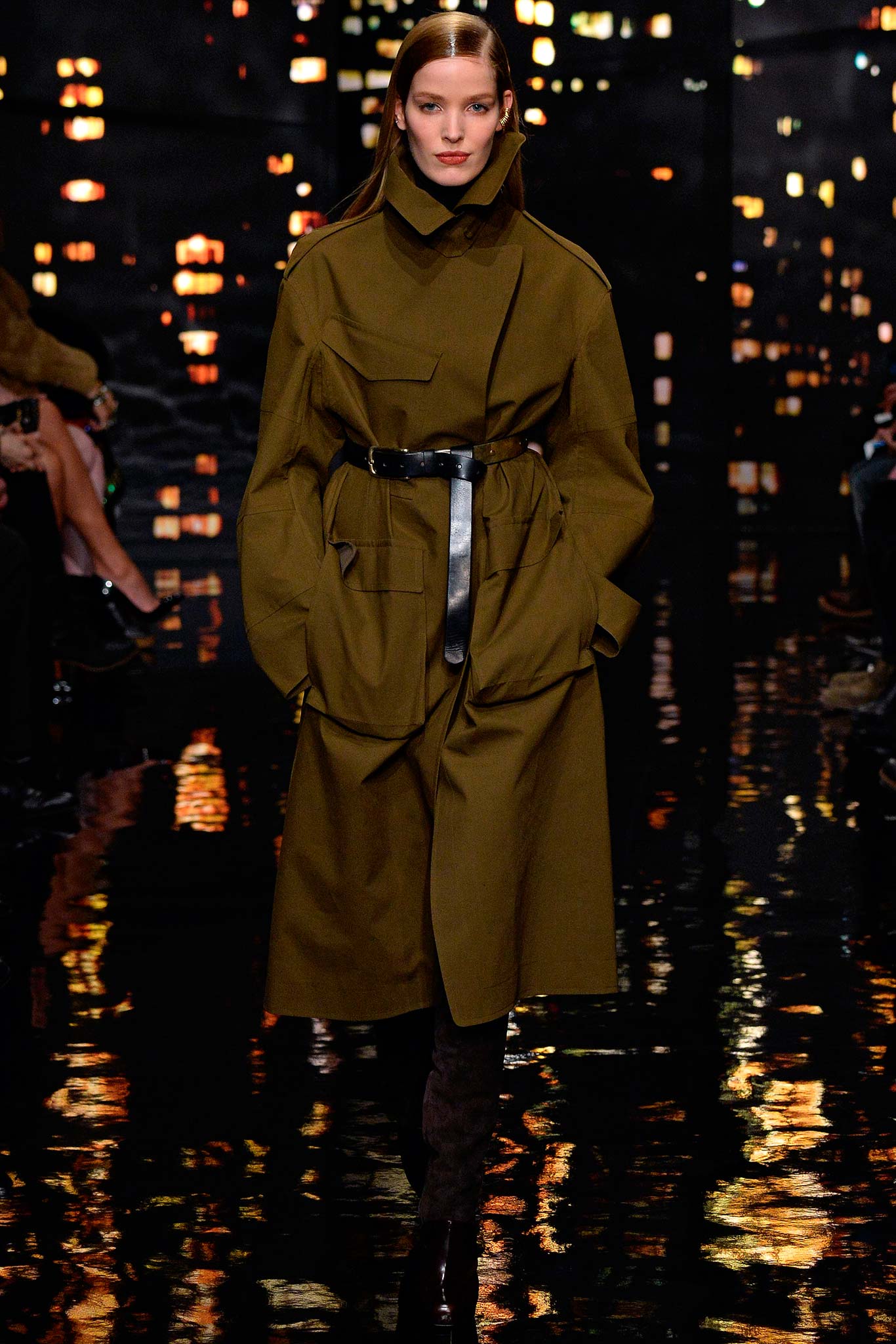 Donna Karan F/W 15 Look 25