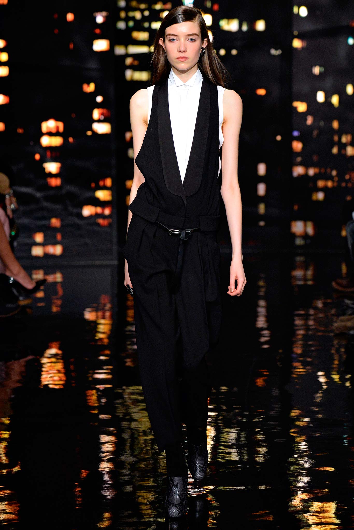 Donna Karan F/W 15 Look 27