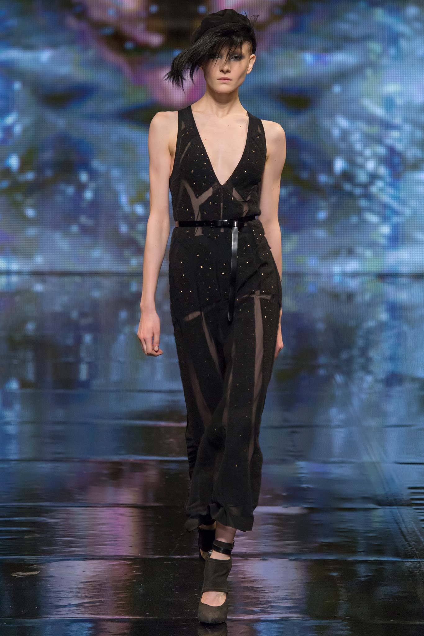 Donna Karan F/W 14 Look 32