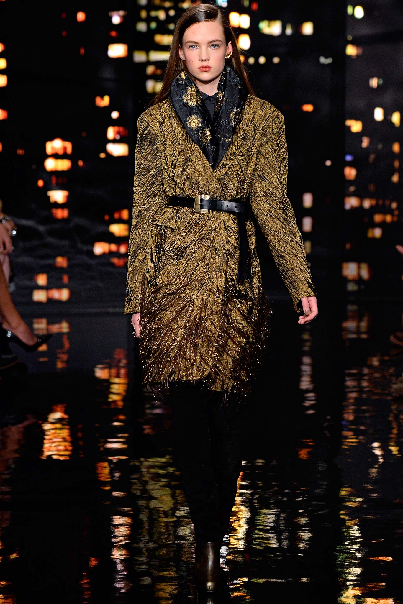 Donna Karan F/W 15 Look 34