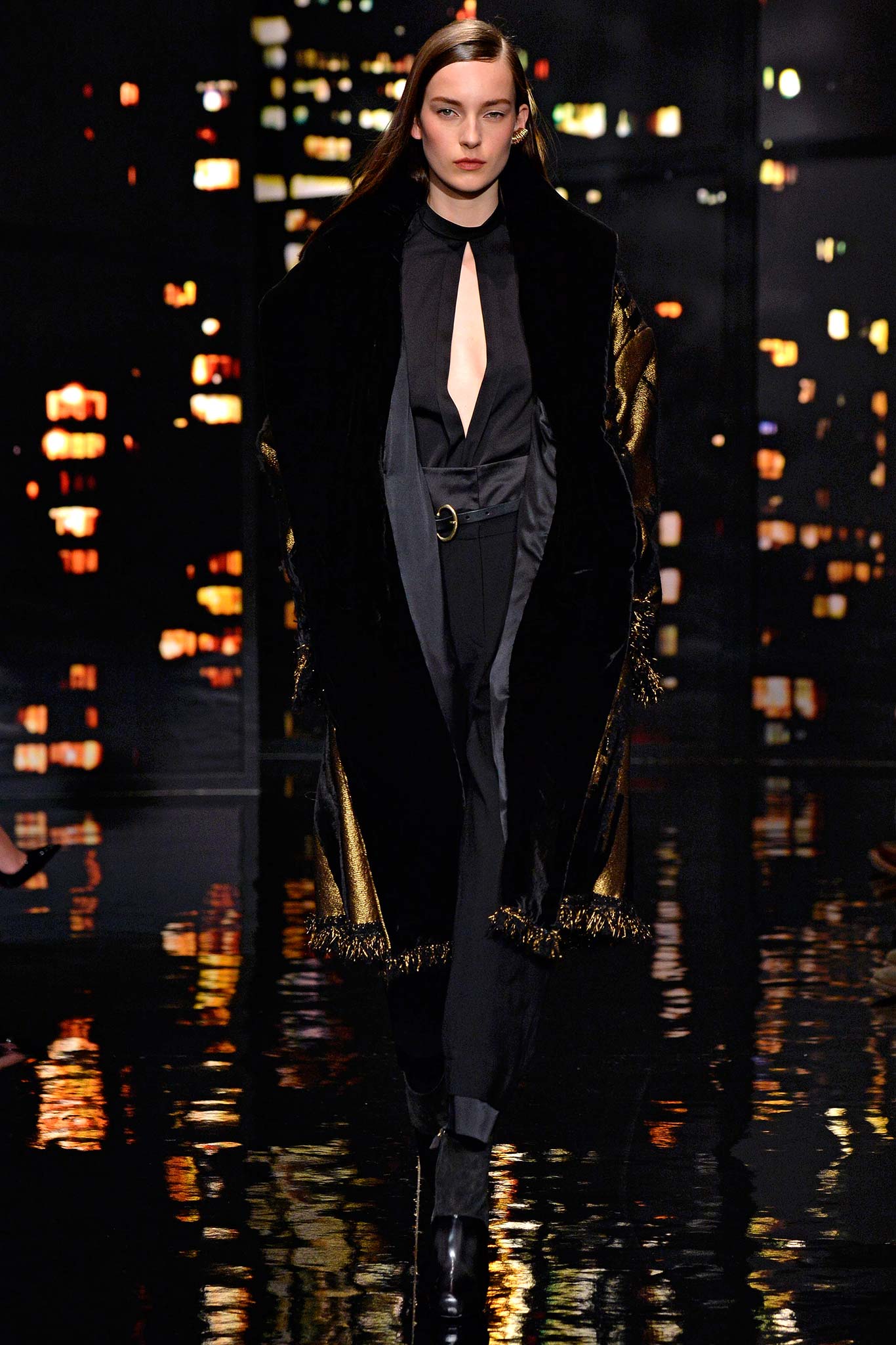 Donna Karan F/W 15 Look 36