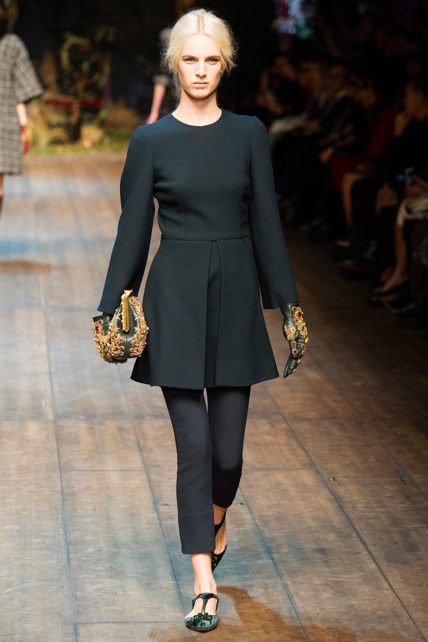 Dolce & Gabbana F/W 14 Look 8