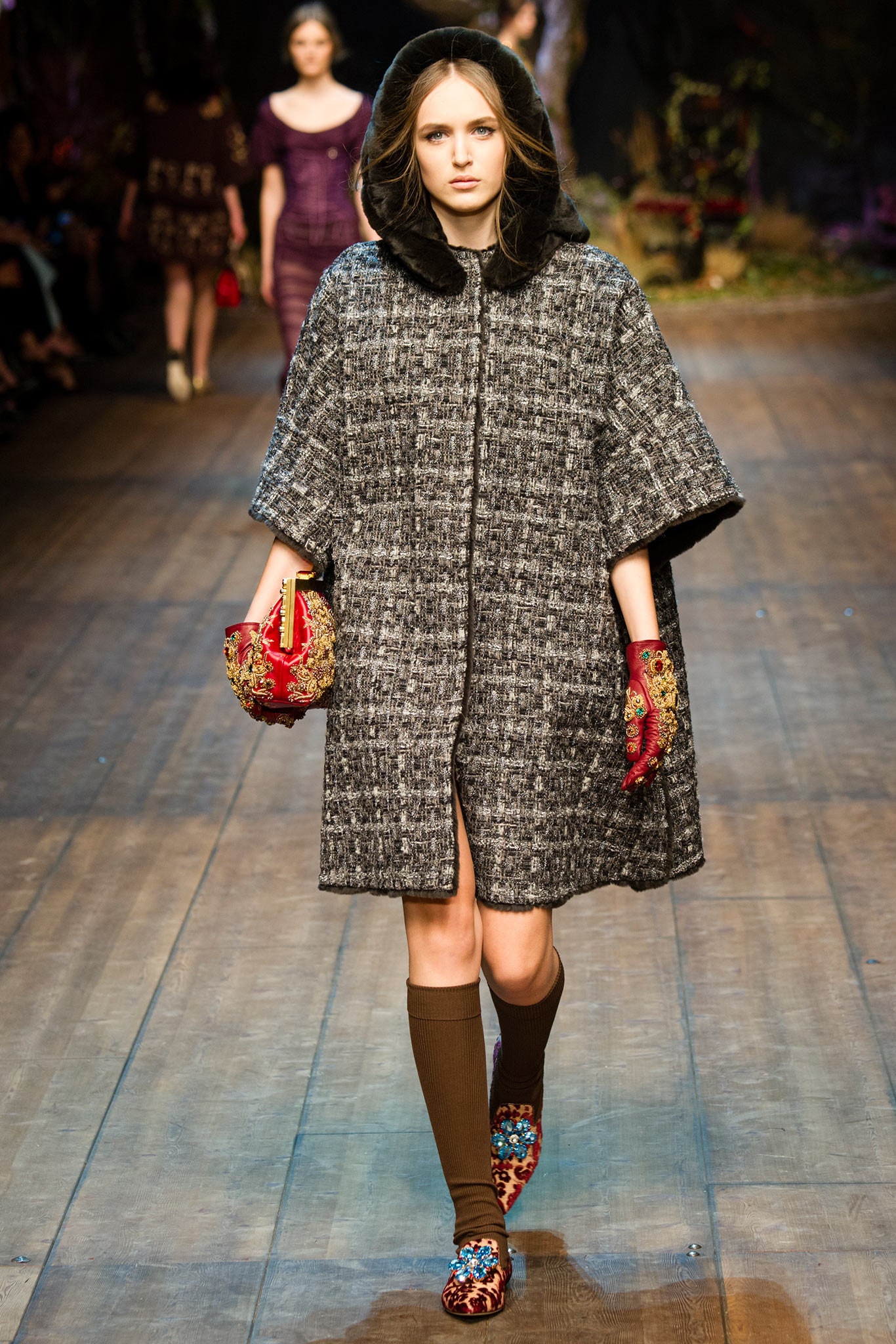 Dolce & Gabbana F/W 14 Look 9