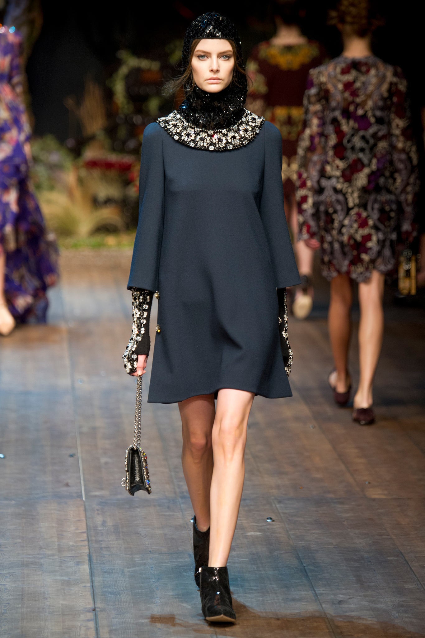 Dolce & Gabbana F/W 14 Look 13