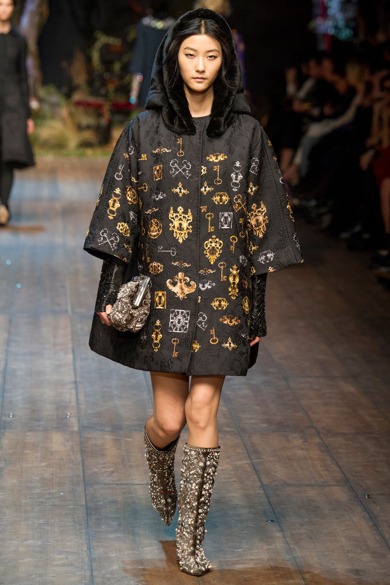 Dolce & Gabbana F/W 14 Look 16