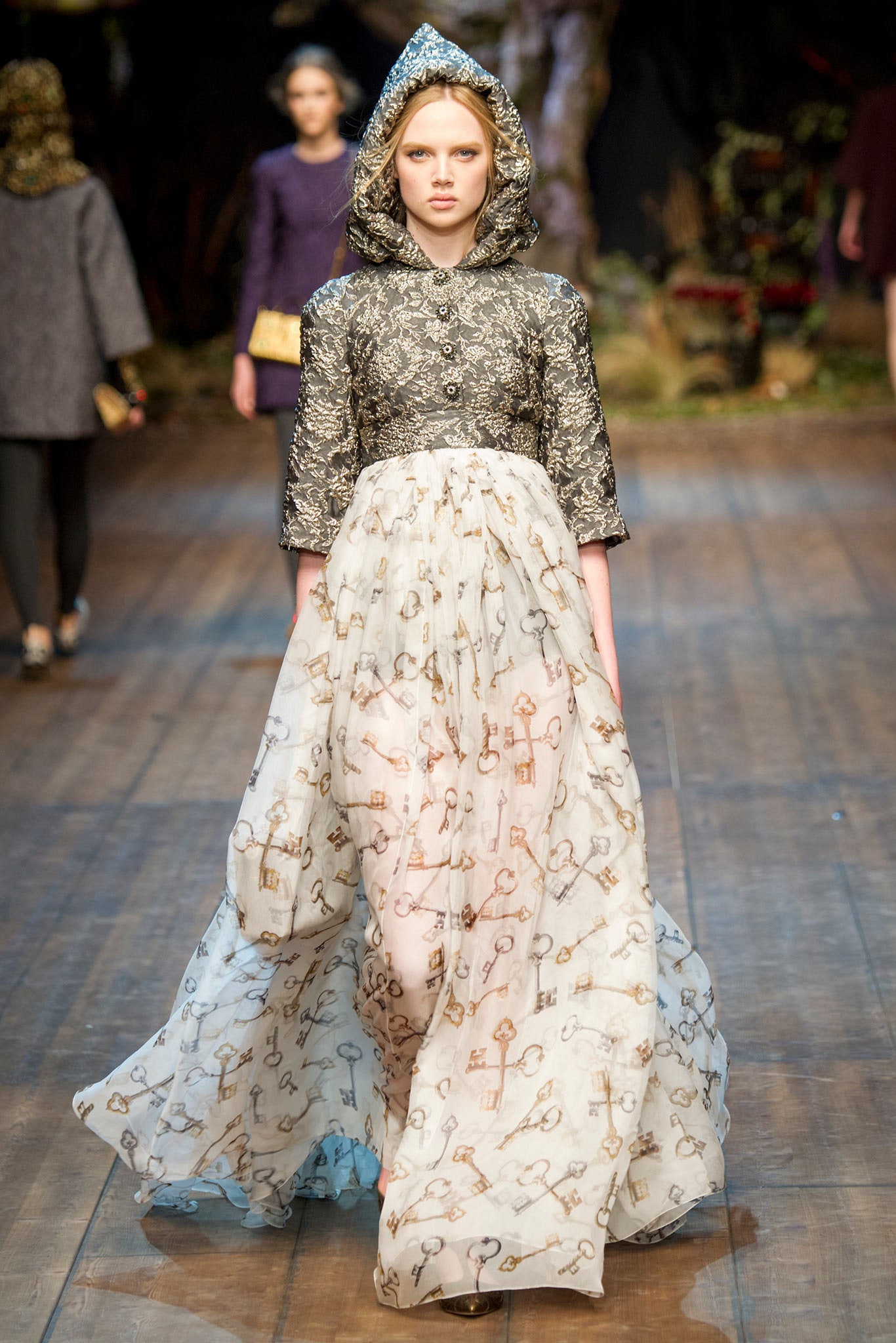 Dolce & Gabbana F/W 14 Look 26