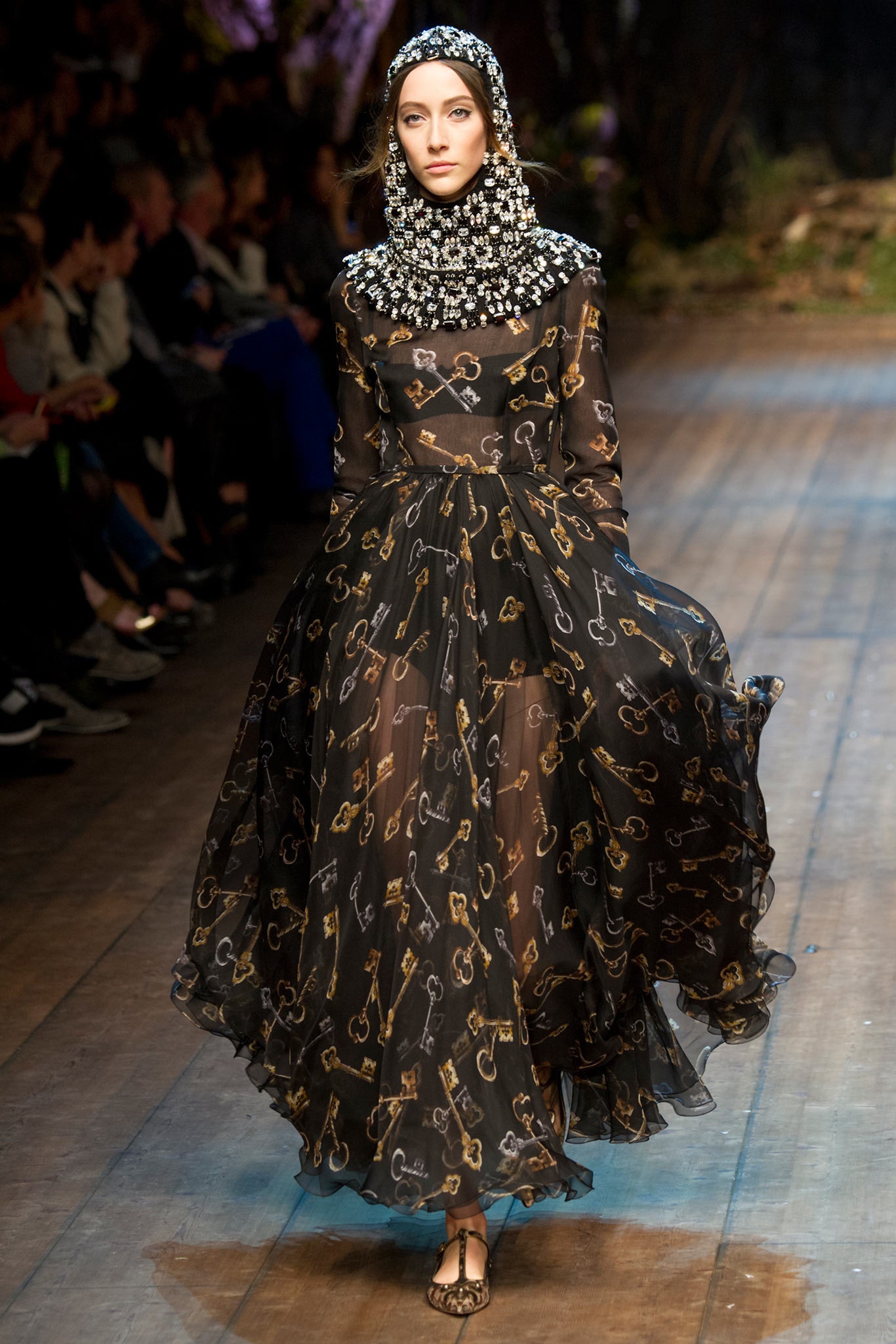 Dolce & Gabbana F/W 14 Look 33