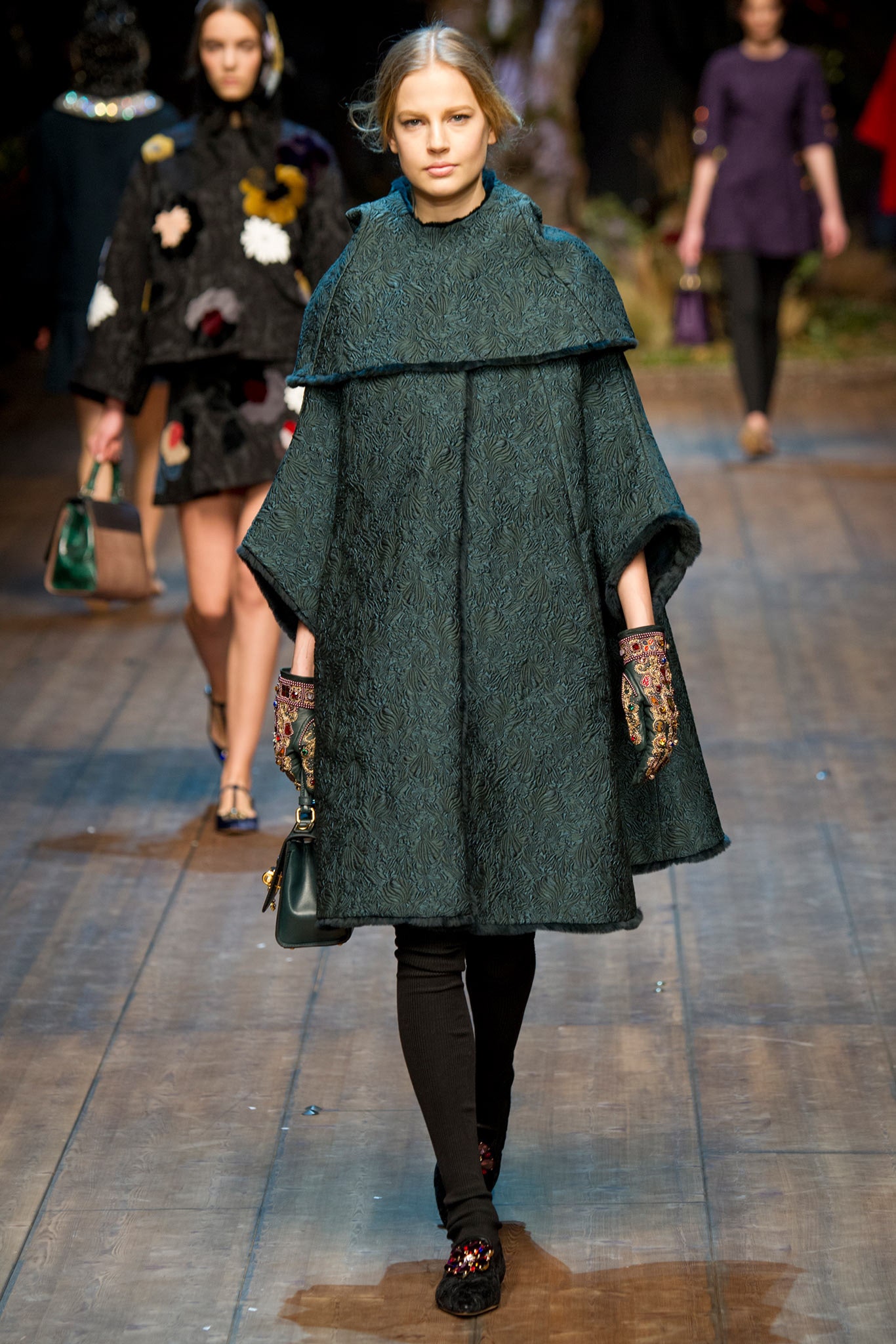 Dolce & Gabbana F/W 14 Look 41
