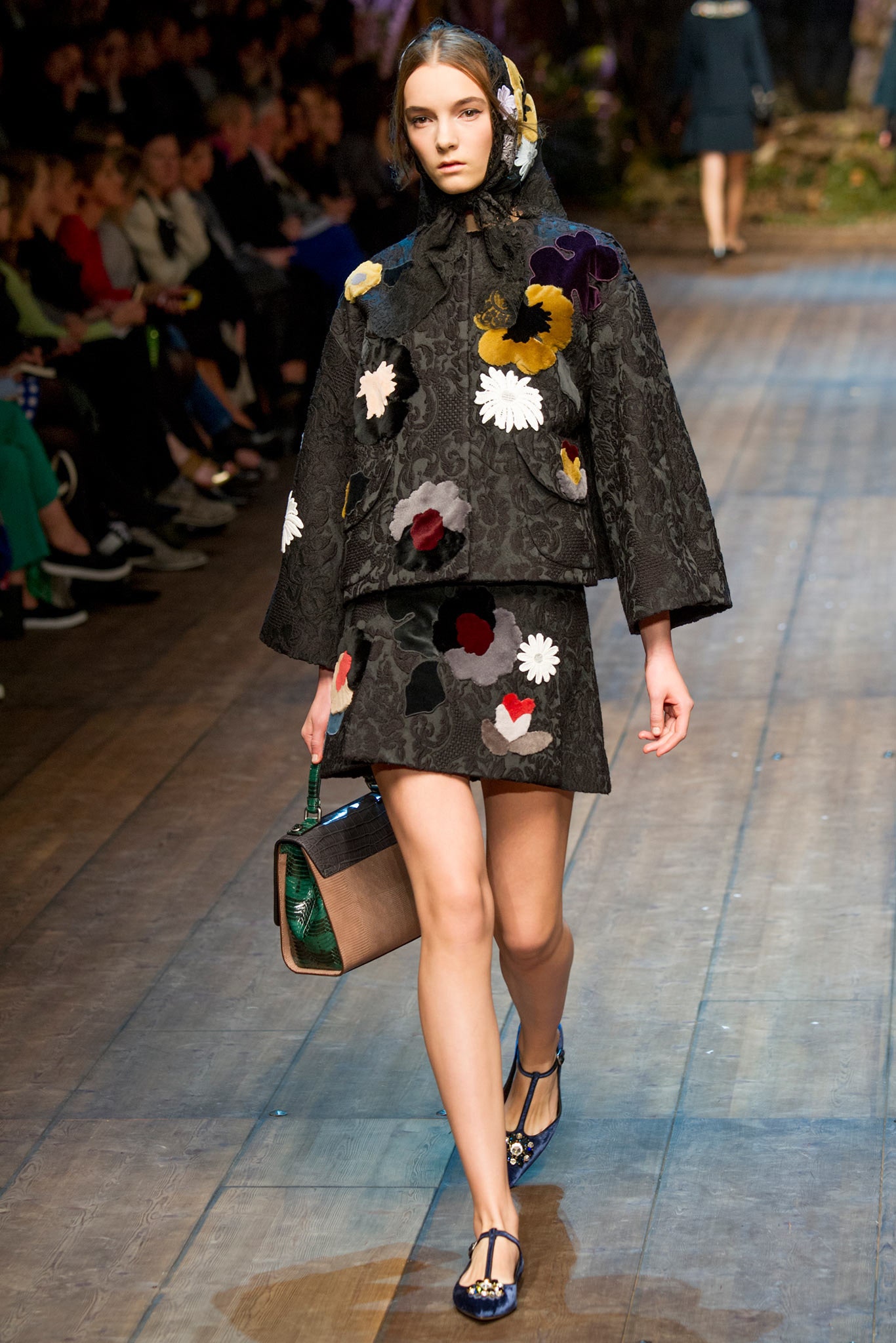 Dolce & Gabbana F/W 14 Look 42