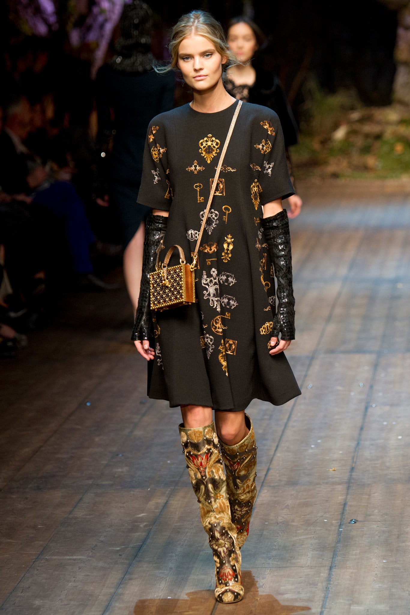 Dolce & Gabbana F/W 14 Look 53