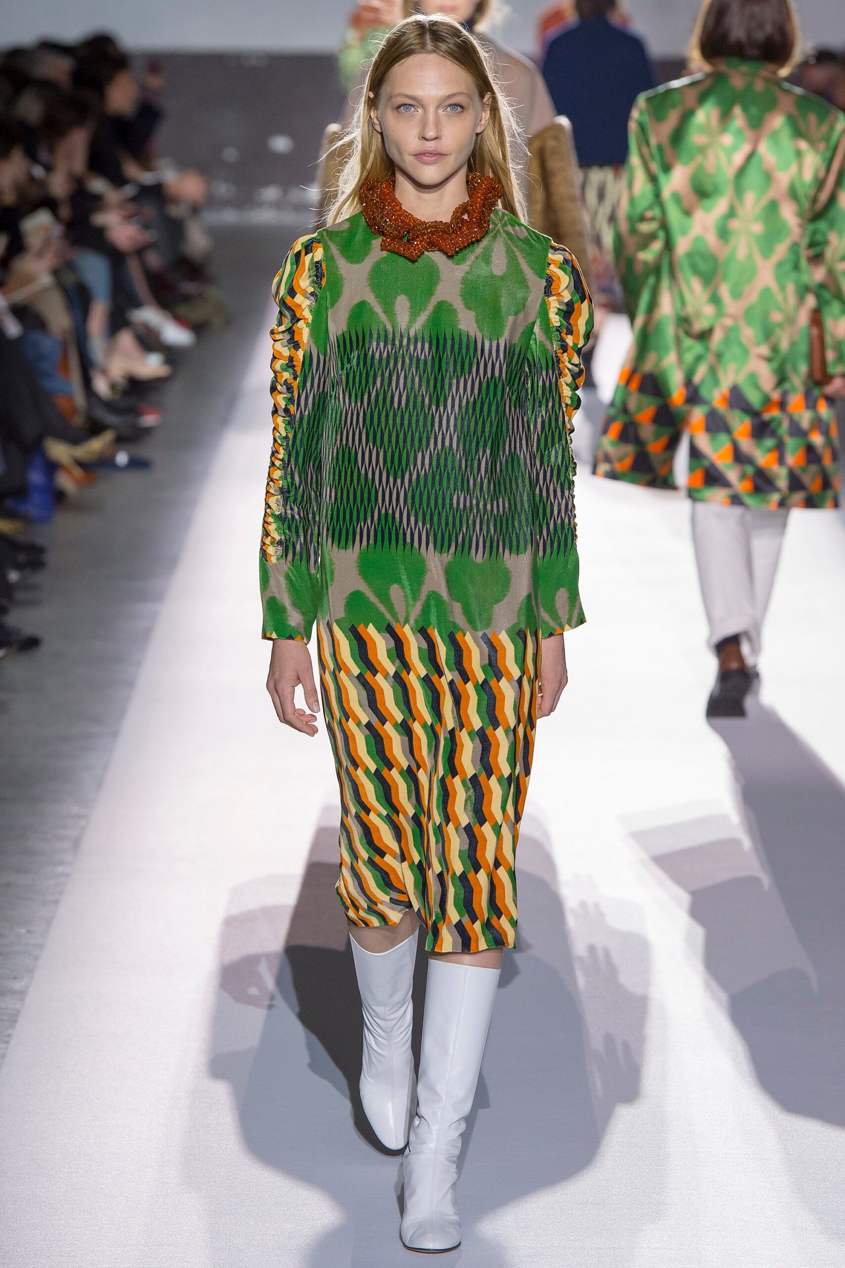 Dries Van Noten F/W 17 Look 9