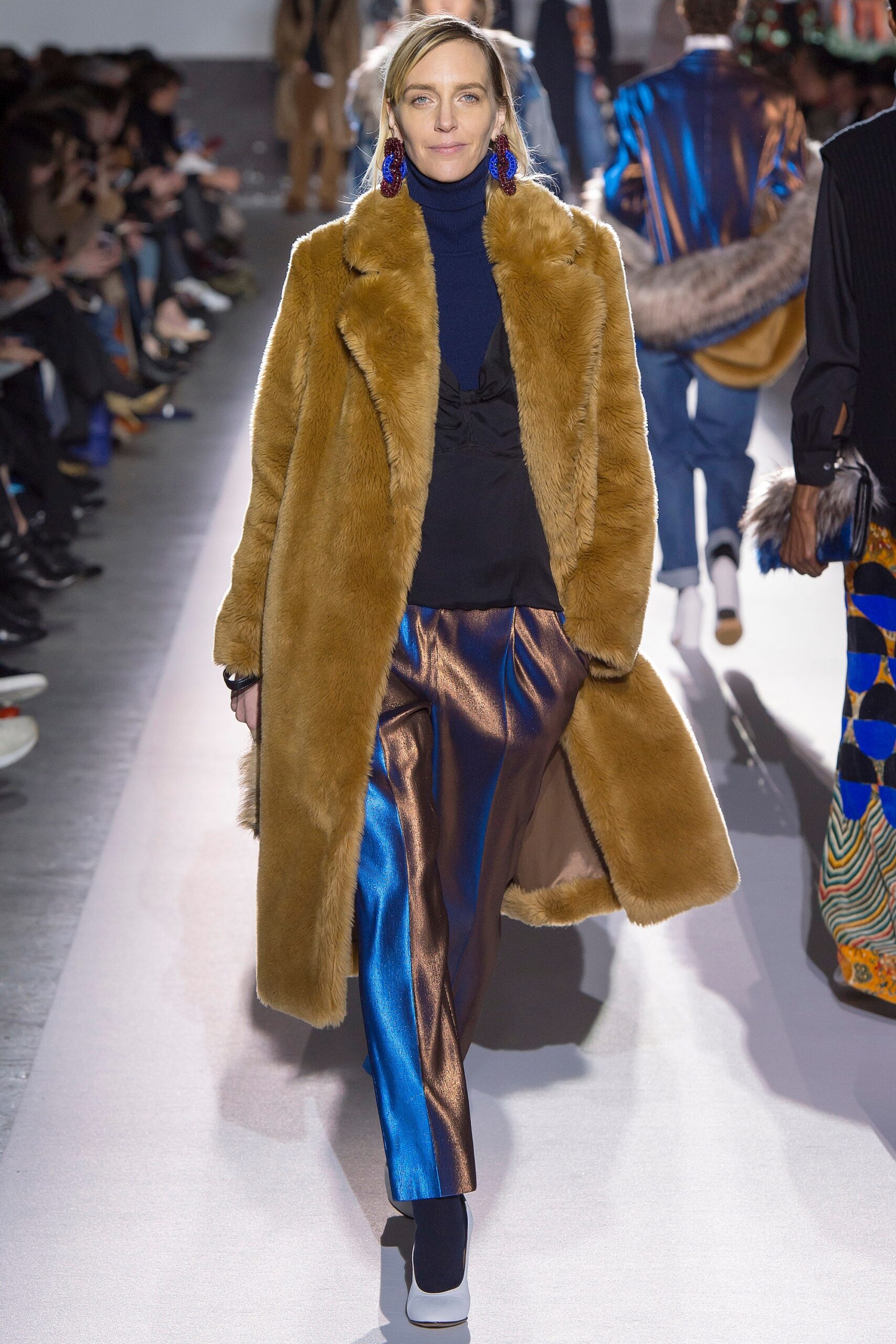 Dries Van Noten F/W 17 Look 27