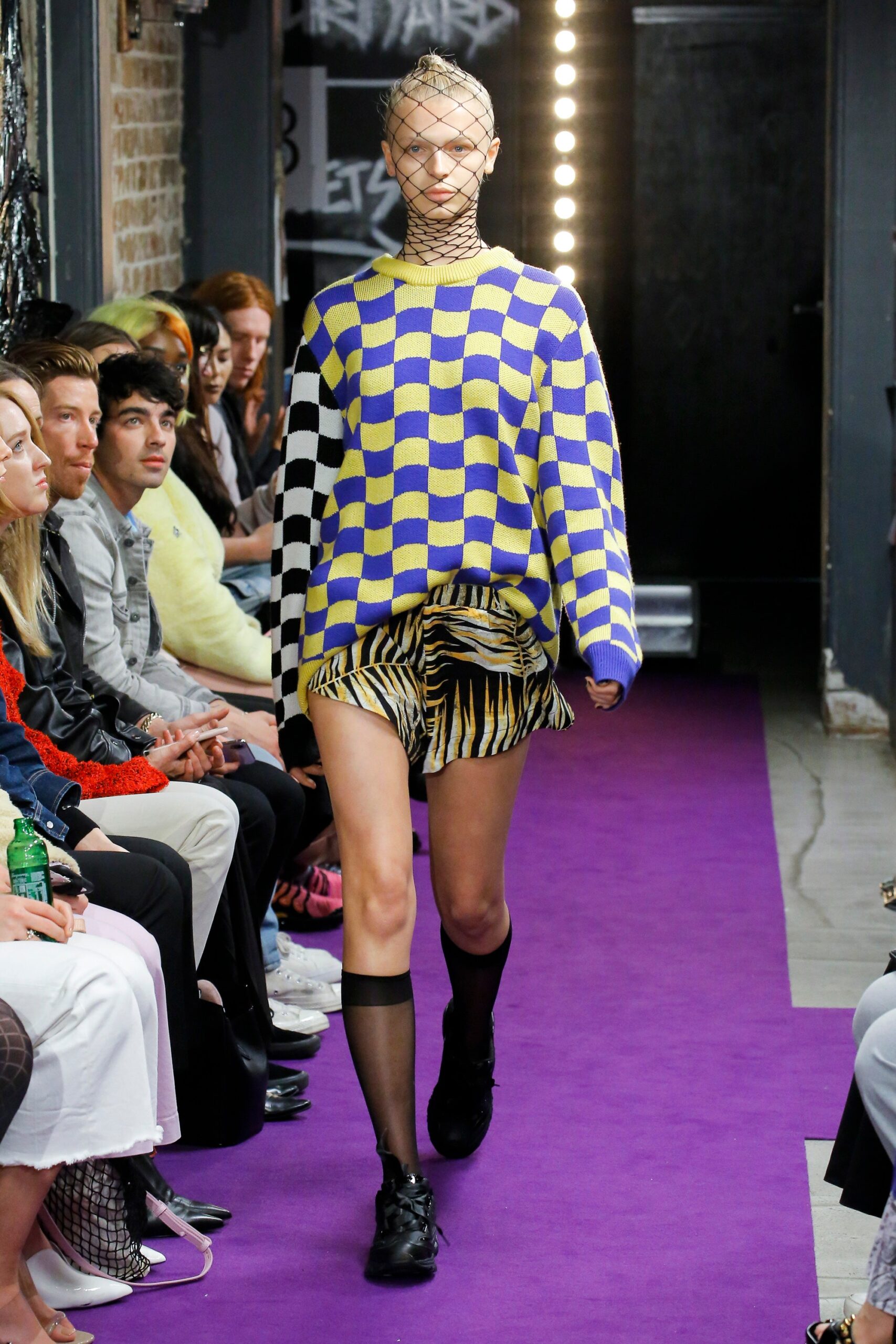 Double Rainbouu Australia Resort 19 Look 11