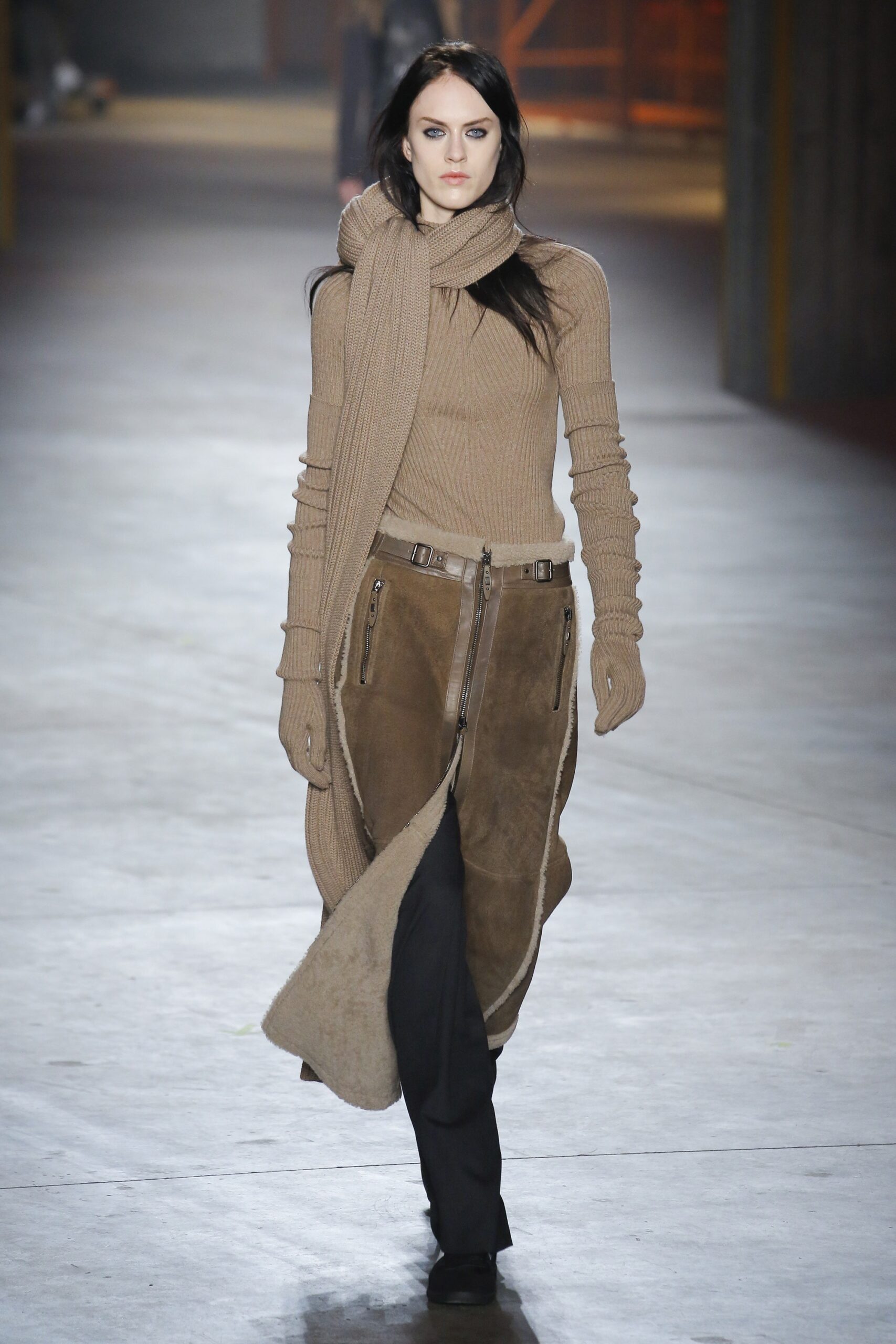 Diesel Black Gold F/W 17 Look 2