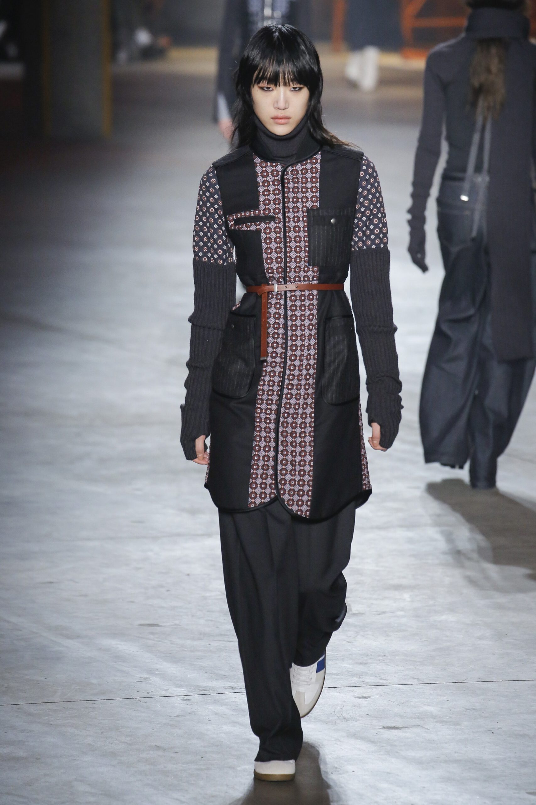 Diesel Black Gold F/W 17 Look 23