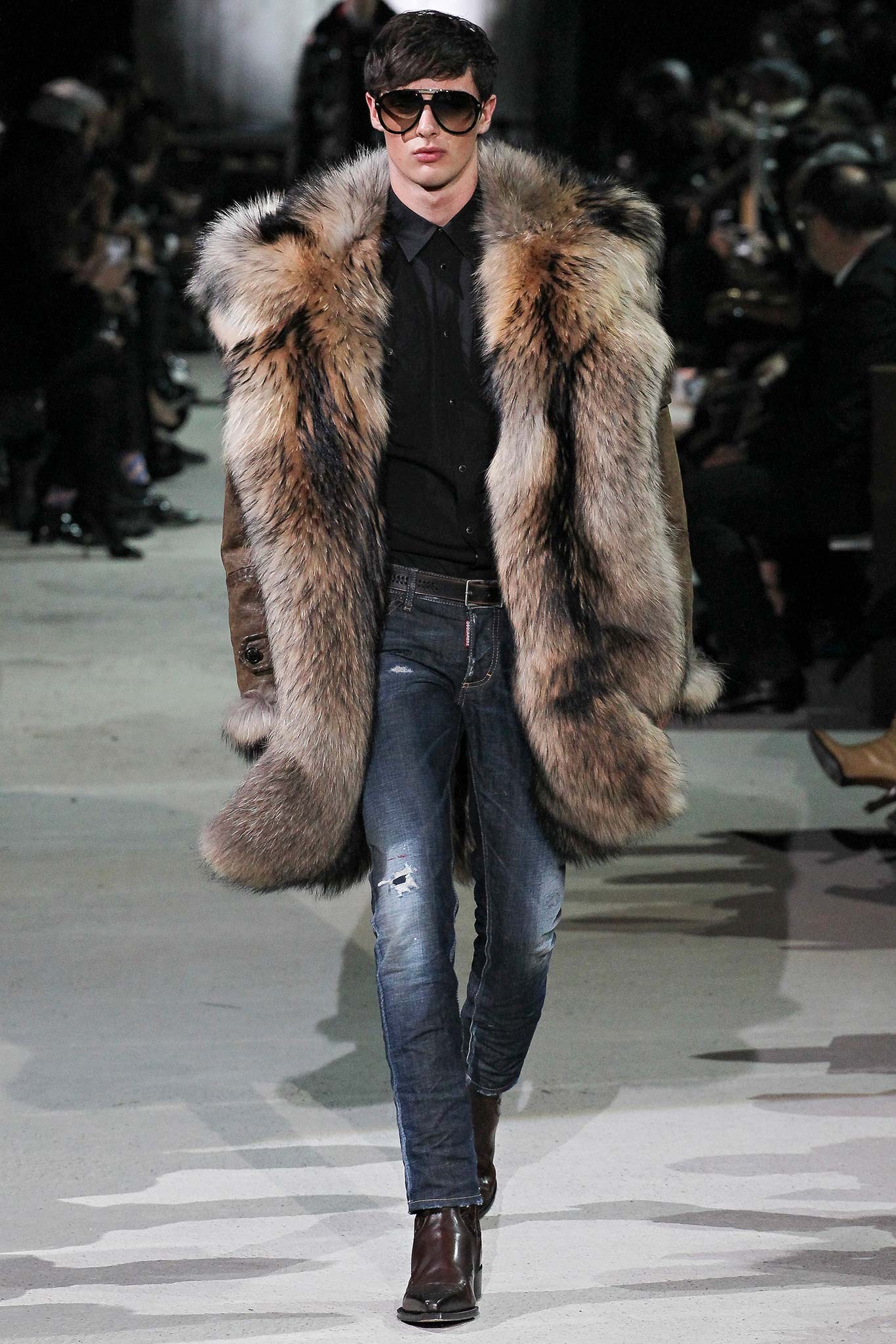 Dsquared2 F/W 15 Menswear Look 9