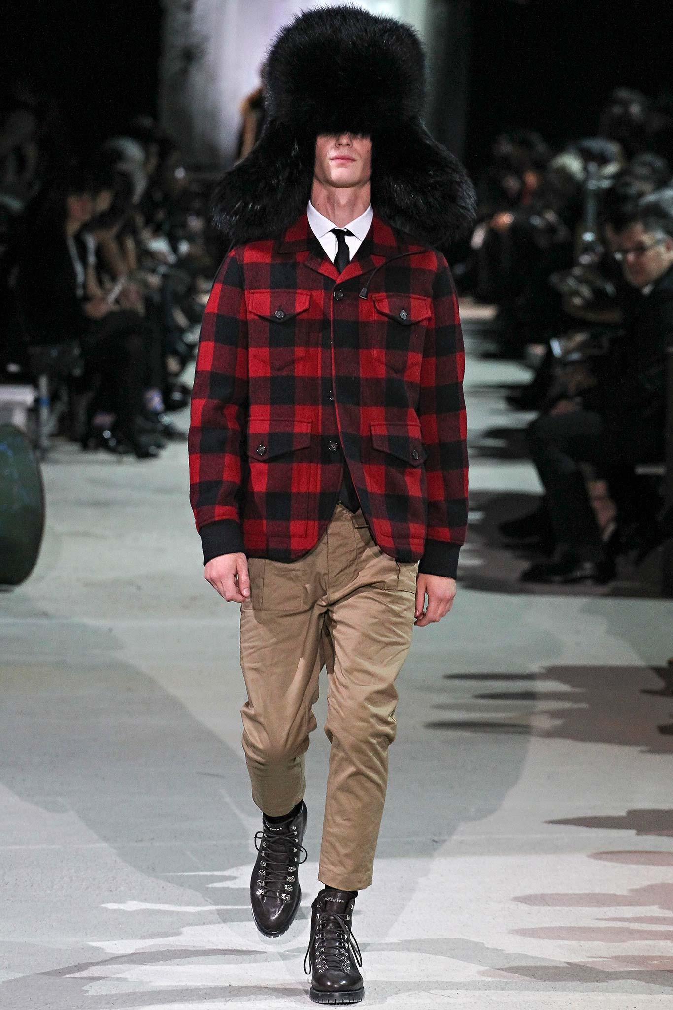 Dsquared2 F/W 15 Menswear Look 11