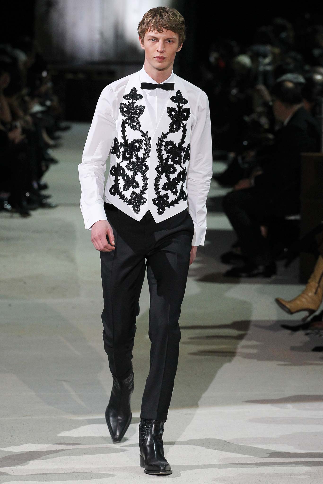 Dsquared2 F/W 15 Menswear Look 22