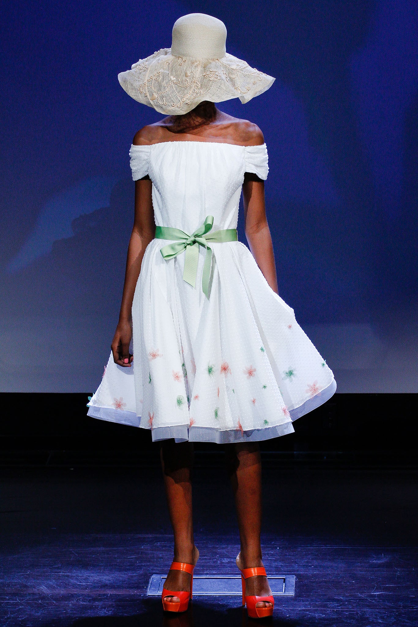 Douglas Hannant S/S 13 Look 10