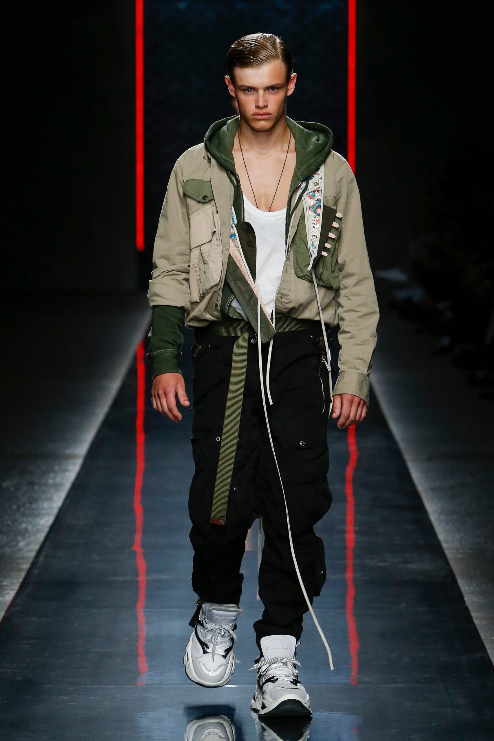 Dsquared2 S/S 19 Look 1