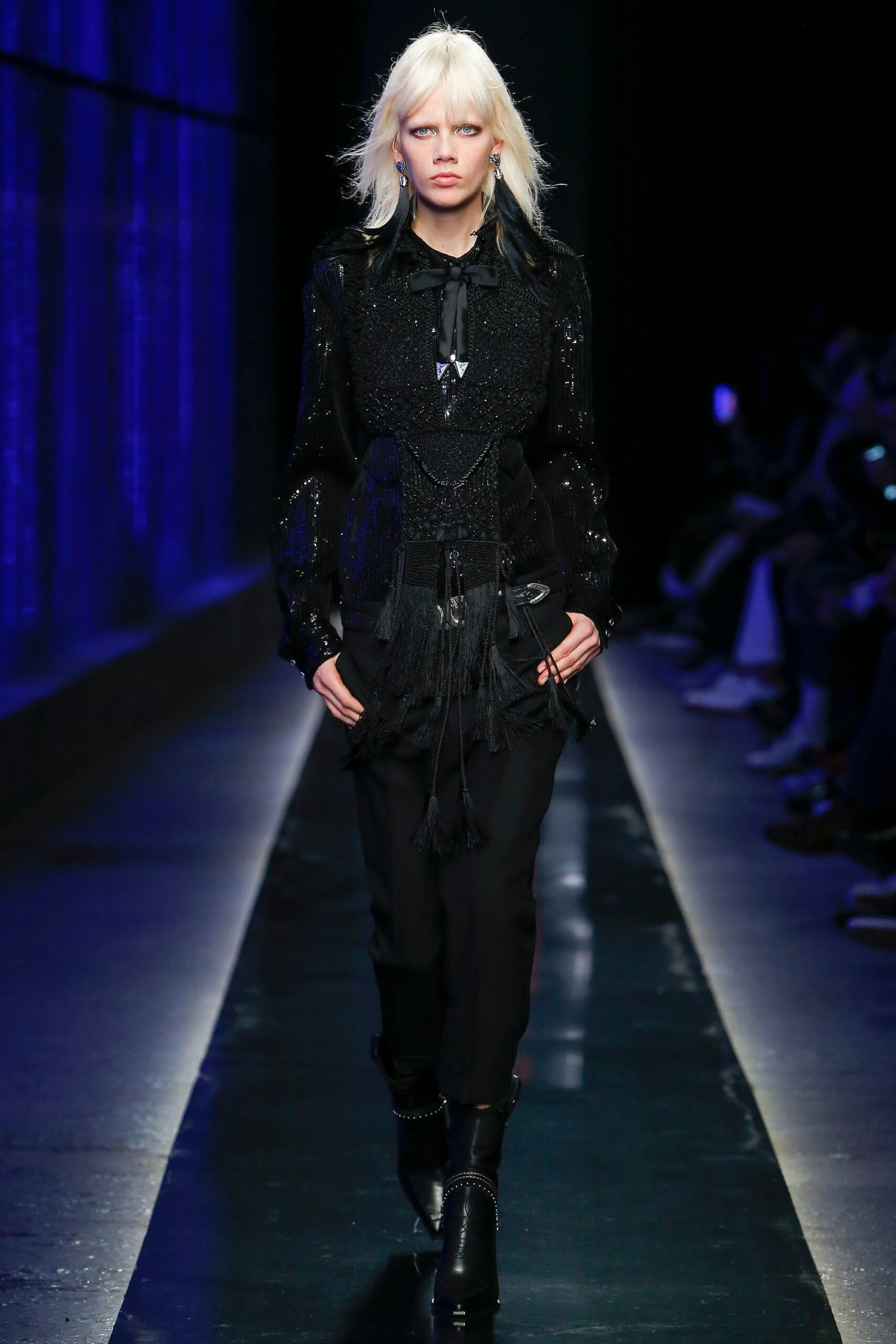 Dsquared2 F/W 18 Menswear Look 1