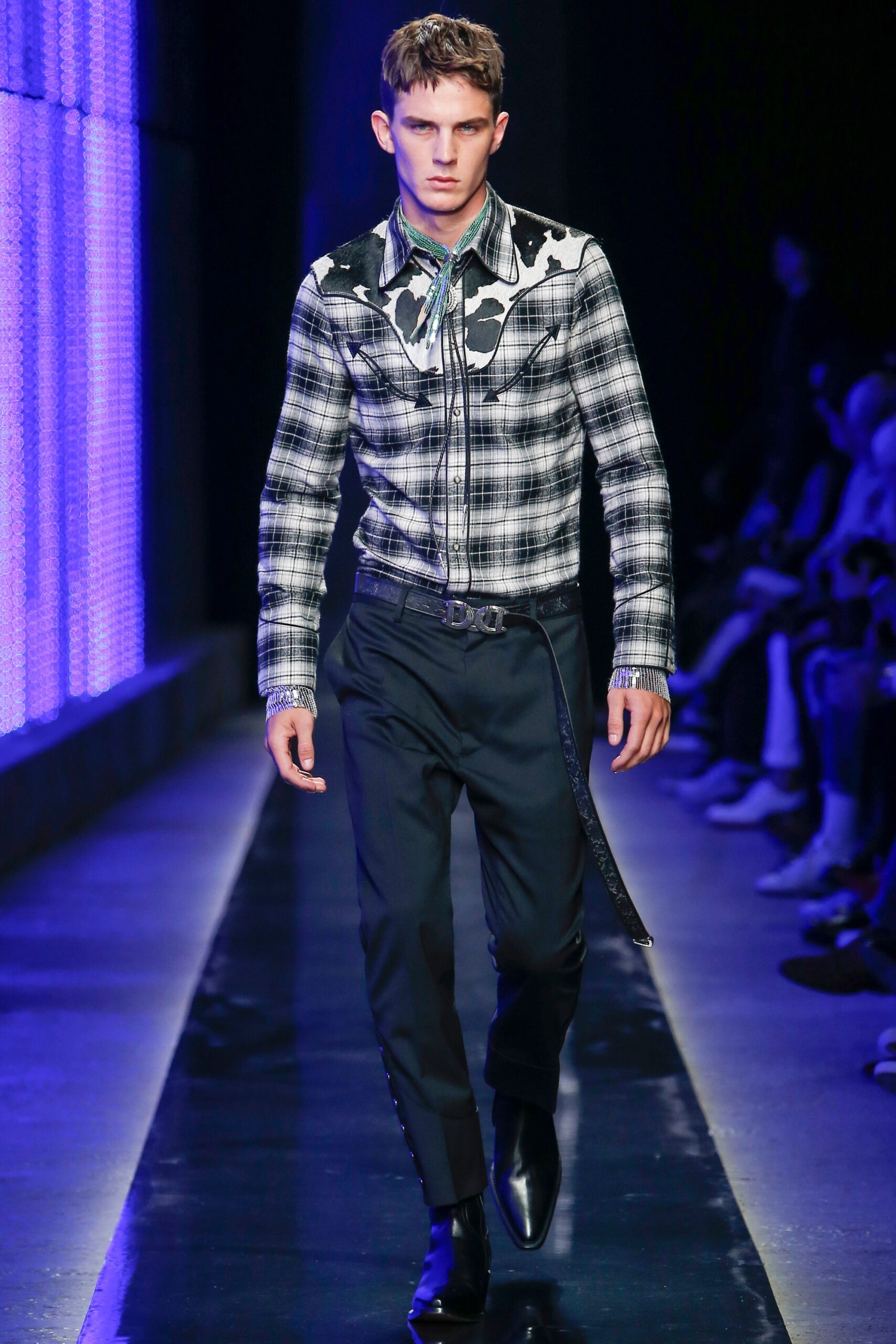 Dsquared2 F/W 18 Menswear Look 3