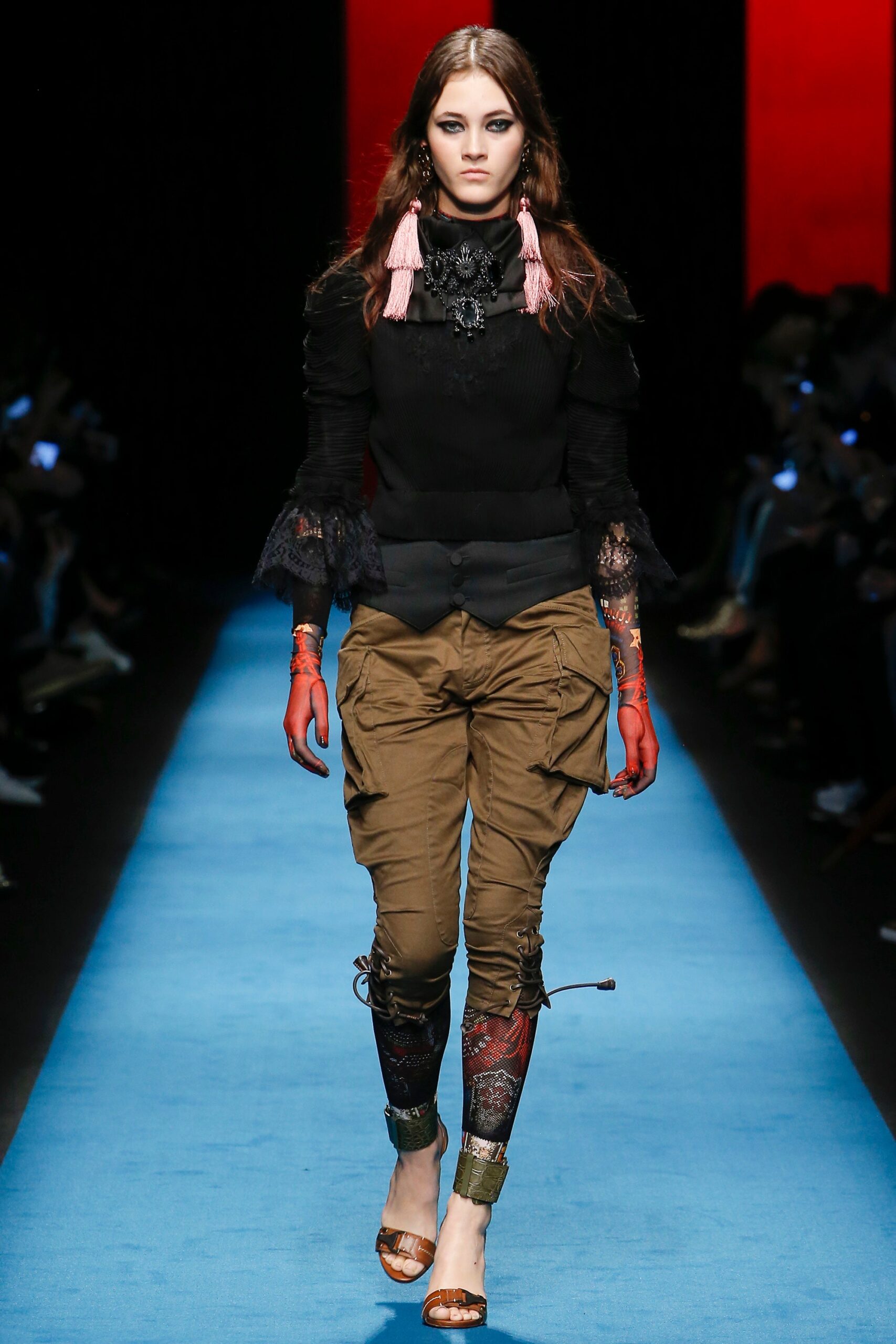 Dsquared2 F/W 16 Look 1