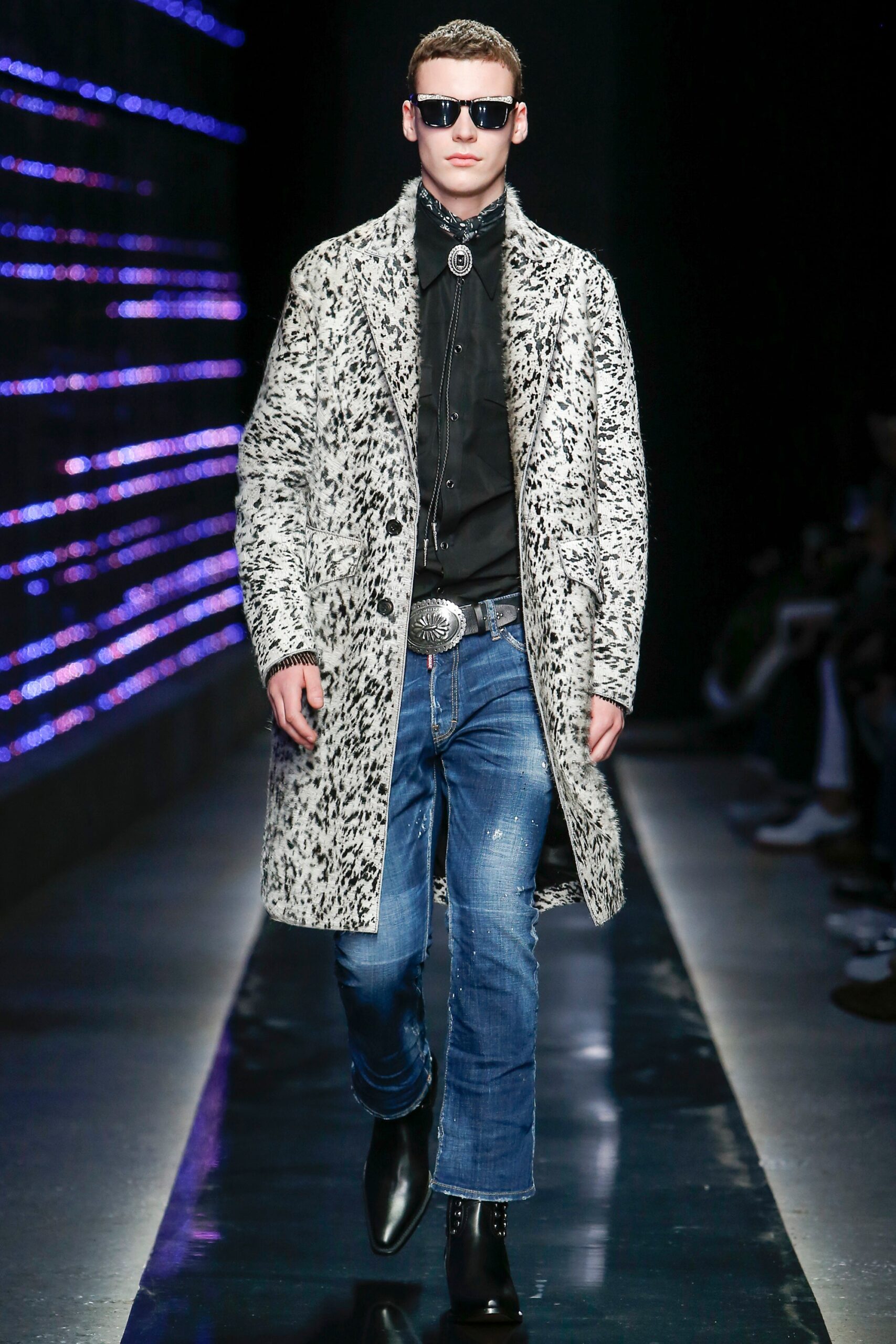 Dsquared2 F/W 18 Menswear Look 5