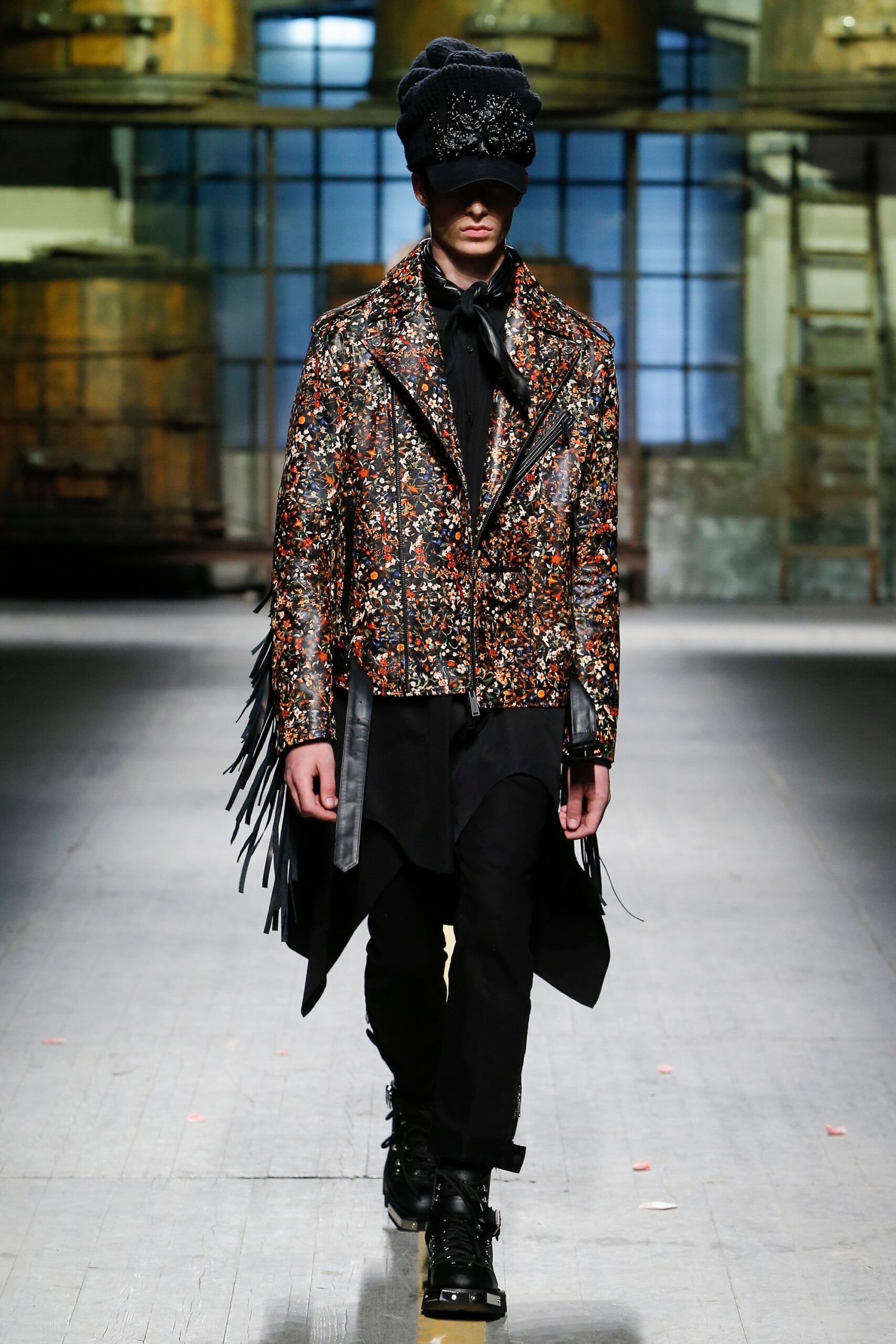 Dsquared2 F/W 17 Menswear Look 5
