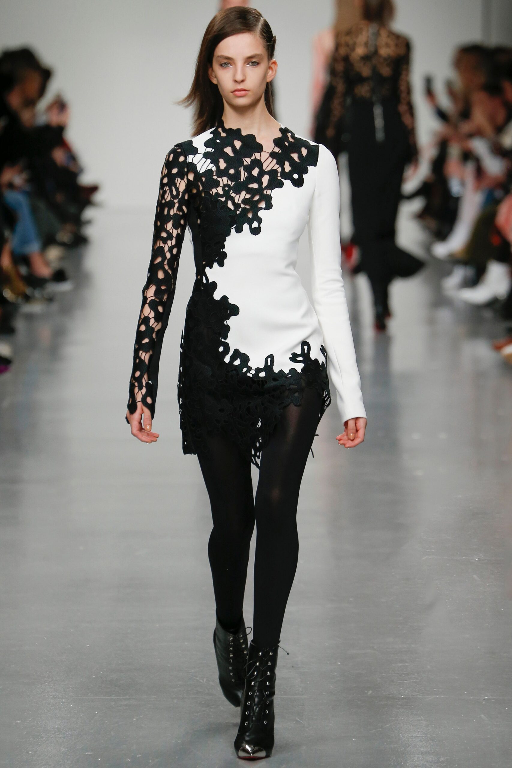 David Koma F/W 17 Look 98