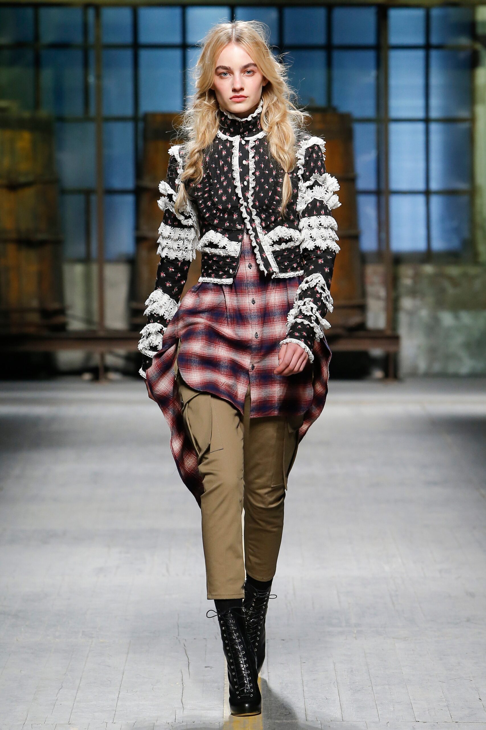Dsquared2 F/W 17 Menswear Look 8
