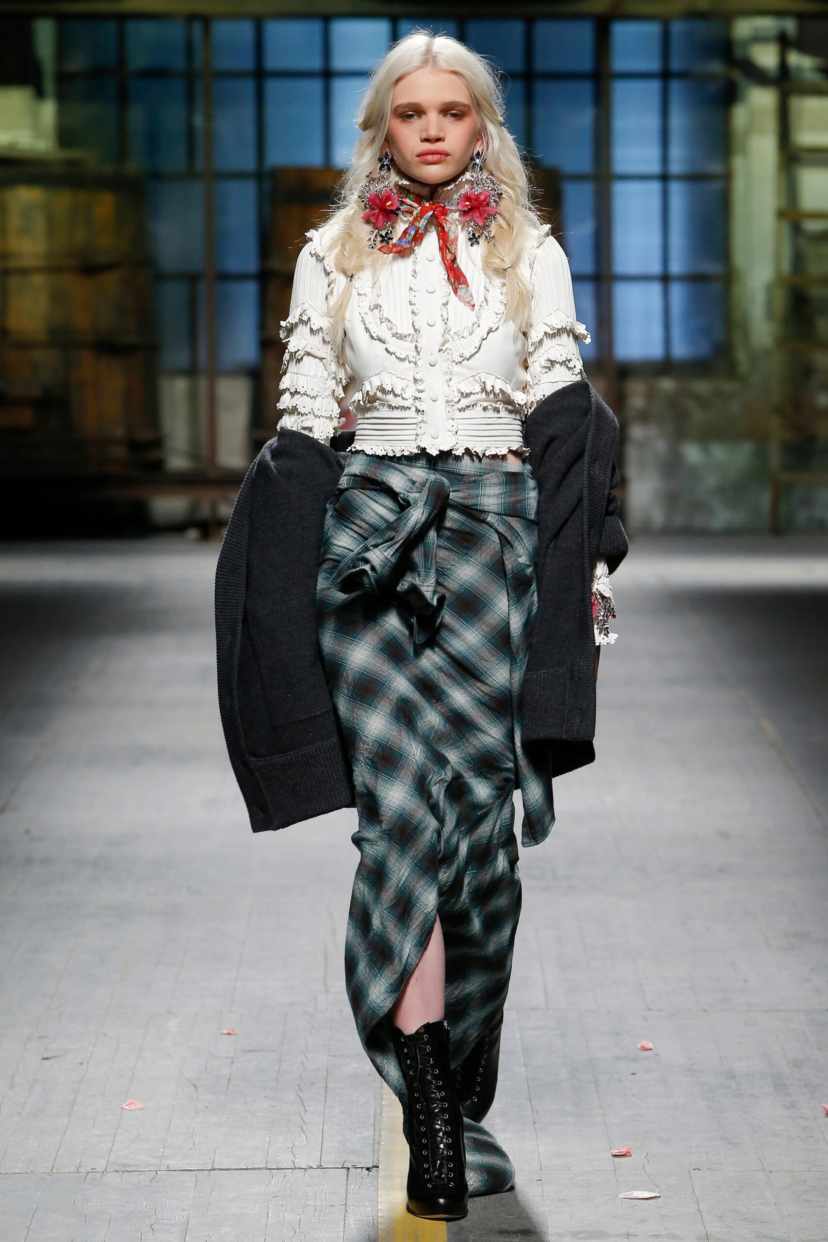 Dsquared2 F/W 17 Menswear Look 9