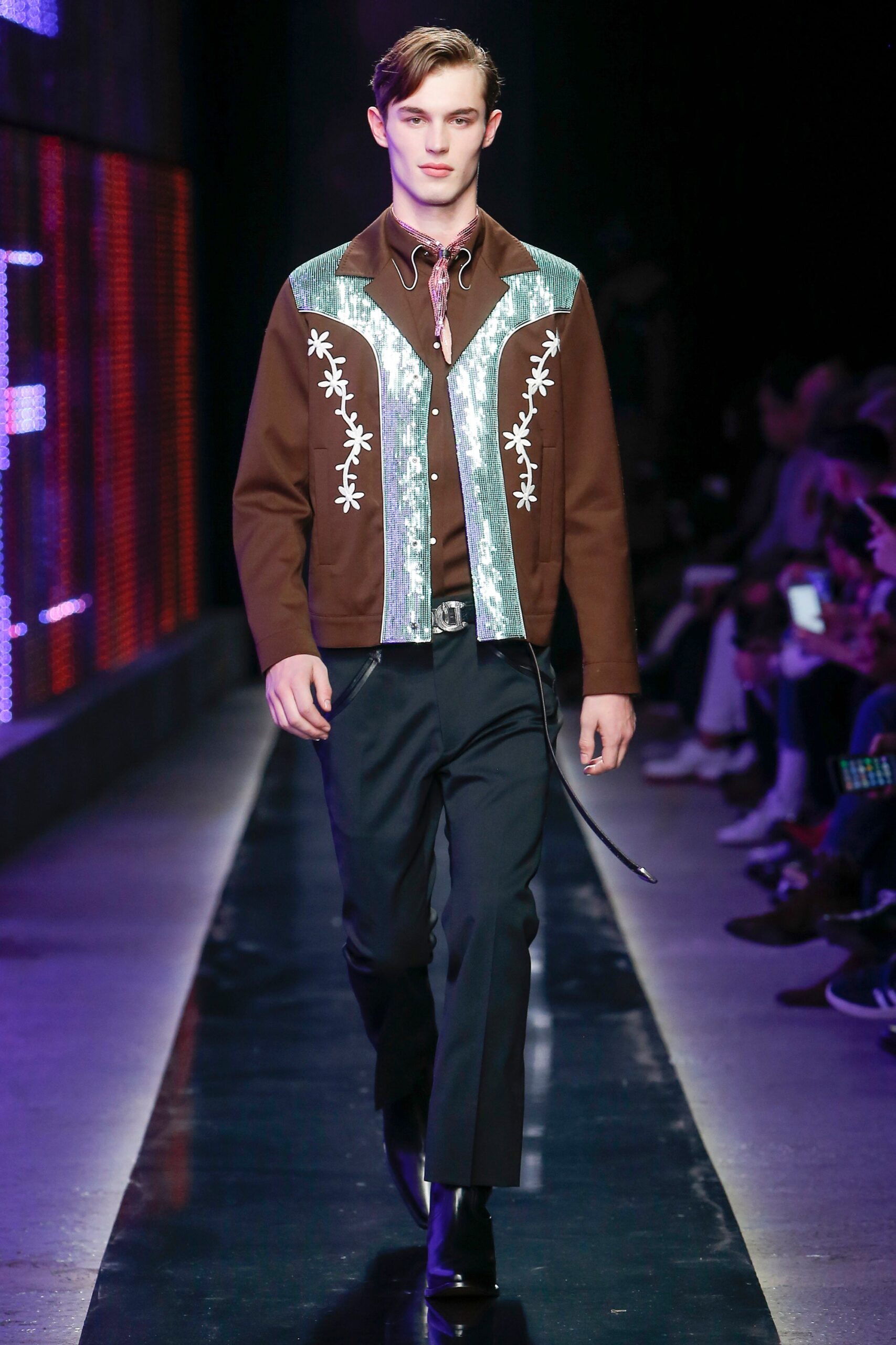 Dsquared2 F/W 18 Menswear Look 11