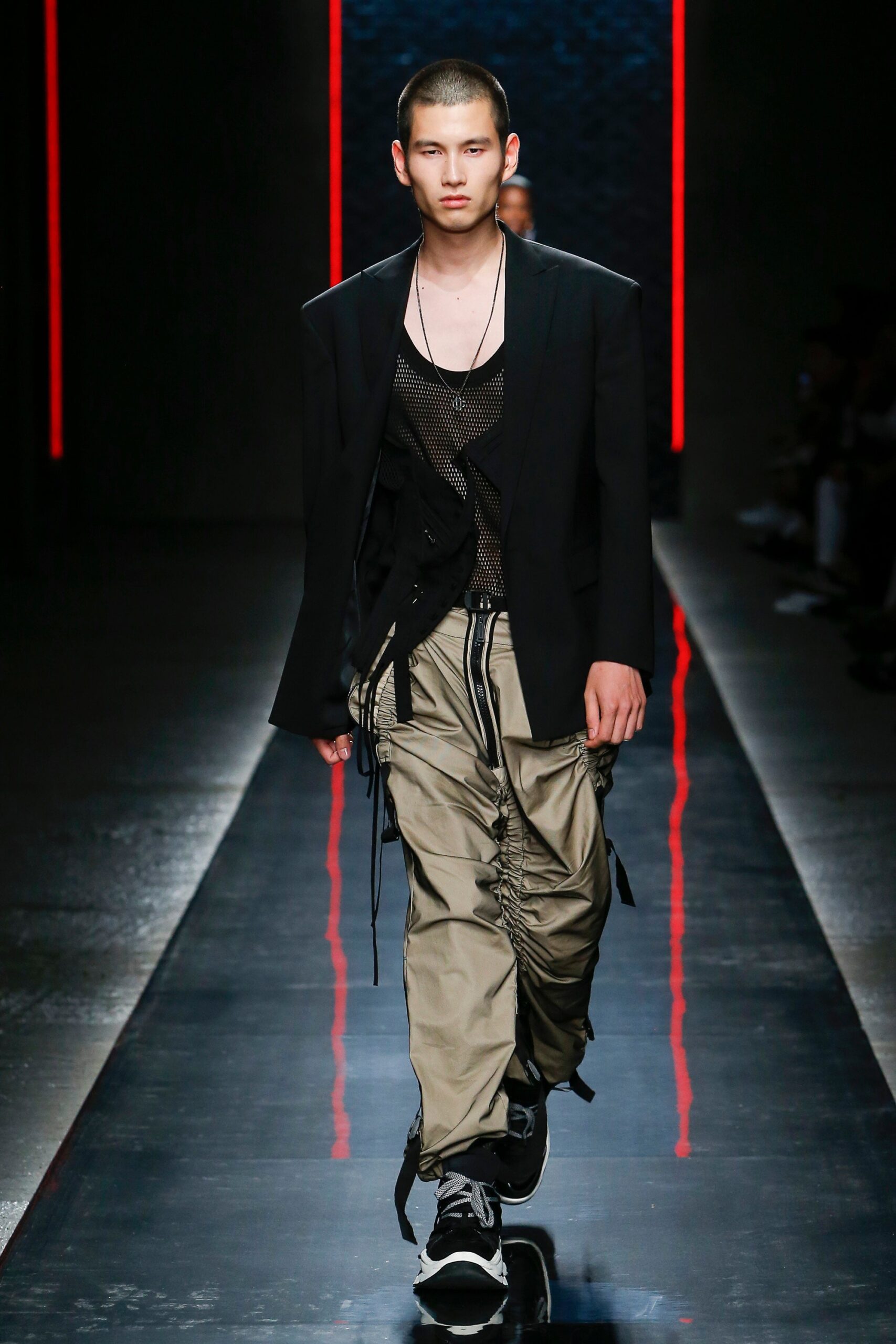 Dsquared2 S/S 19 Look 12